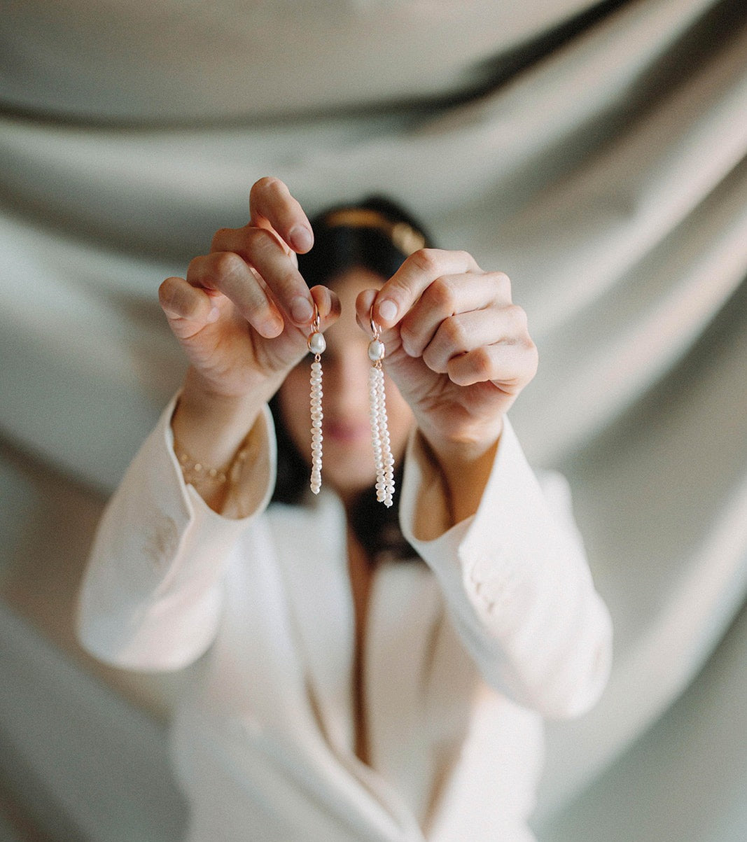 Trouvez vos bijoux de tête et bijoux de mariage civil modernes !