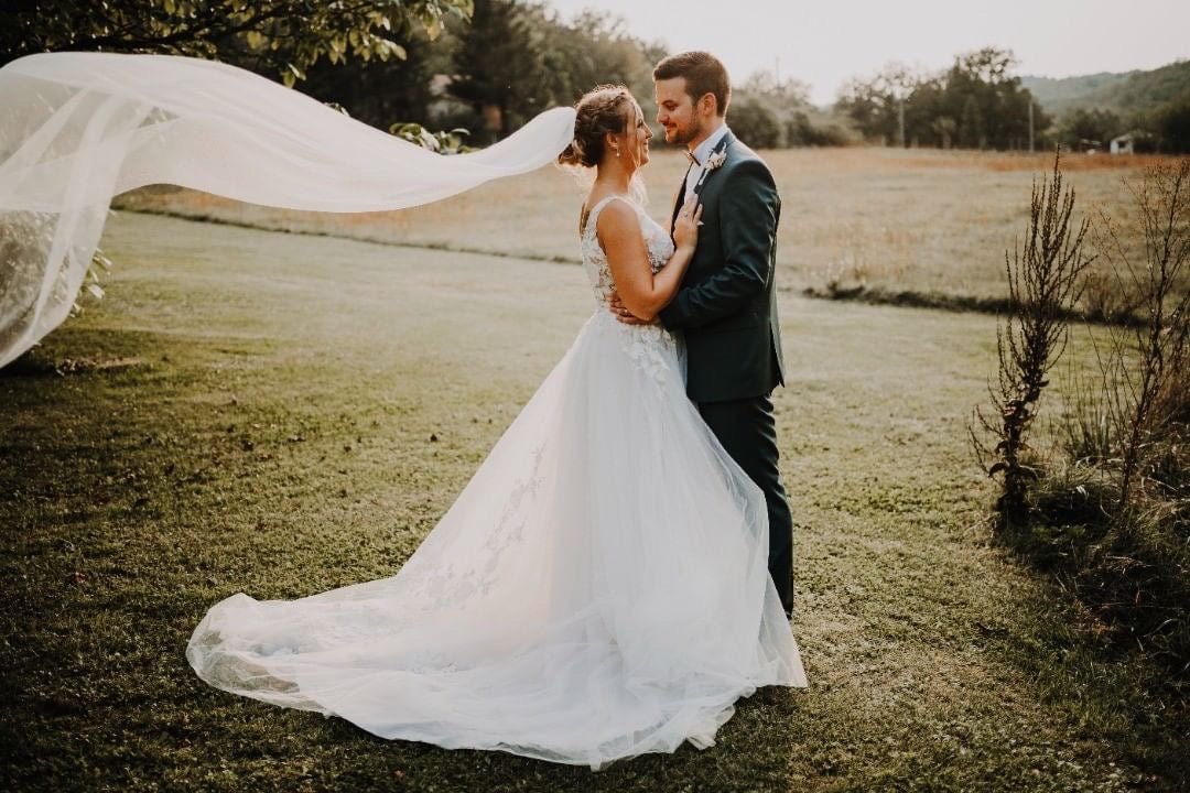 Jennifer & Mathieu - de la convivialité et beaucoup d'Amour - Atelier Lilac