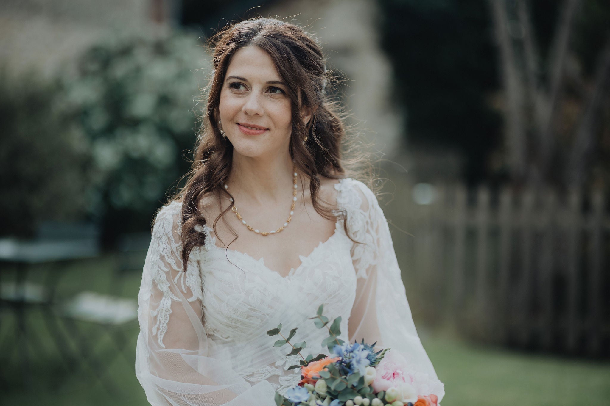Les coiffures tendances 2025 pour votre mariage - Atelier Lilac