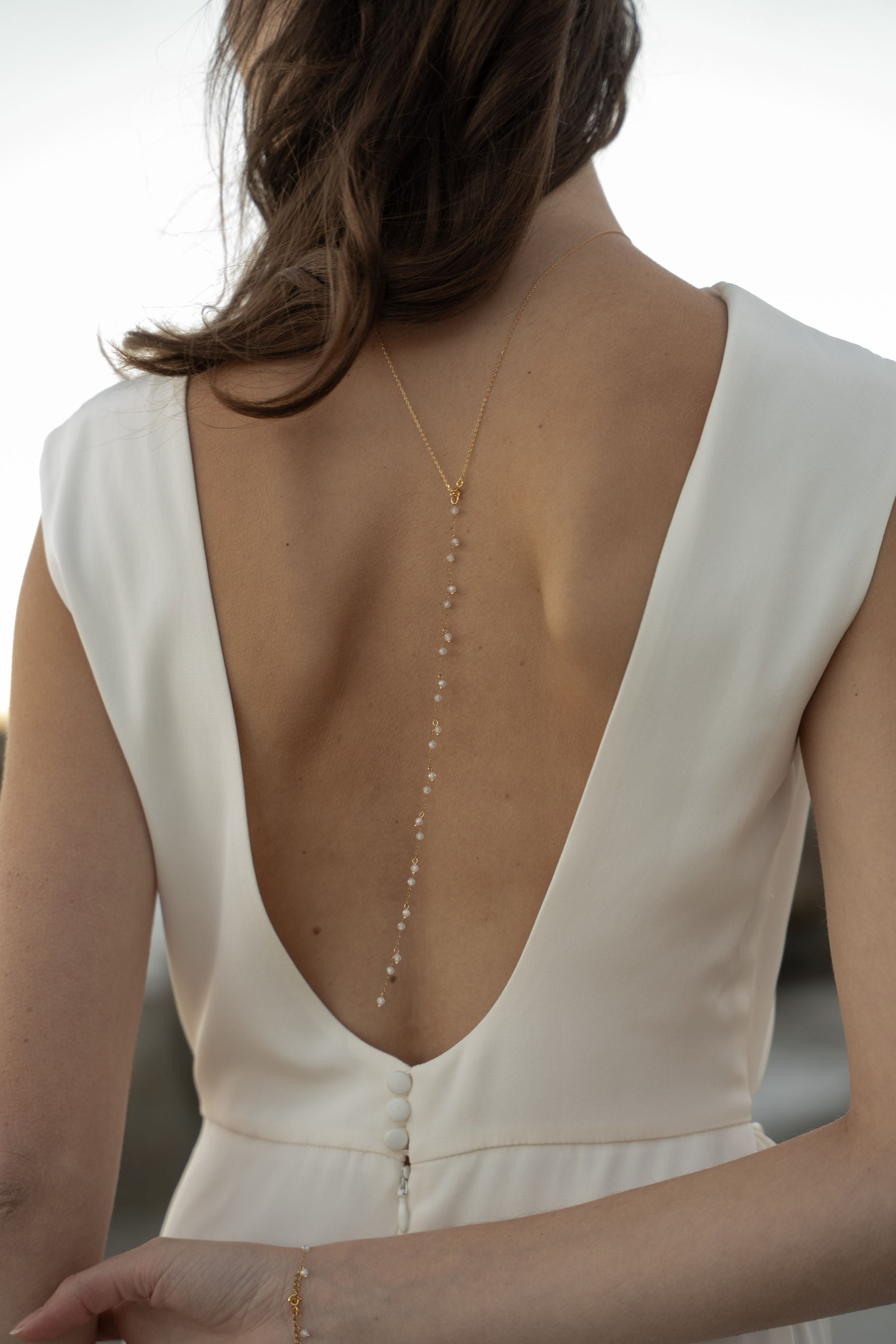 collier de dos mariage bohème