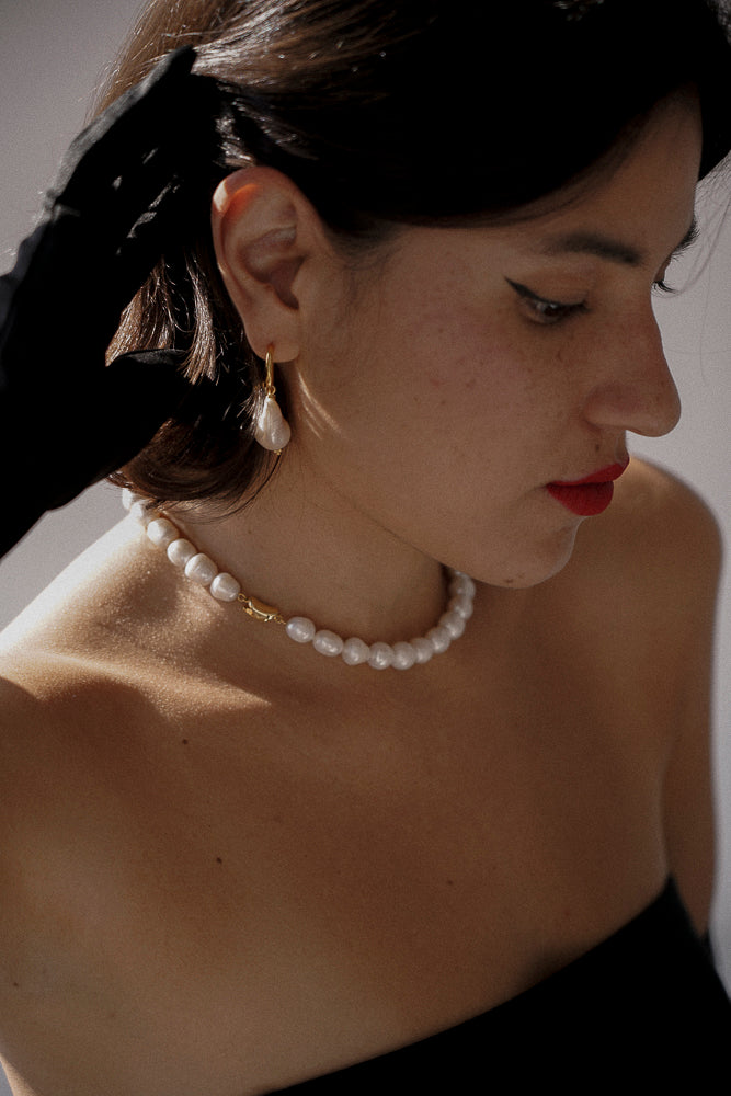 Baroque pearl earrings