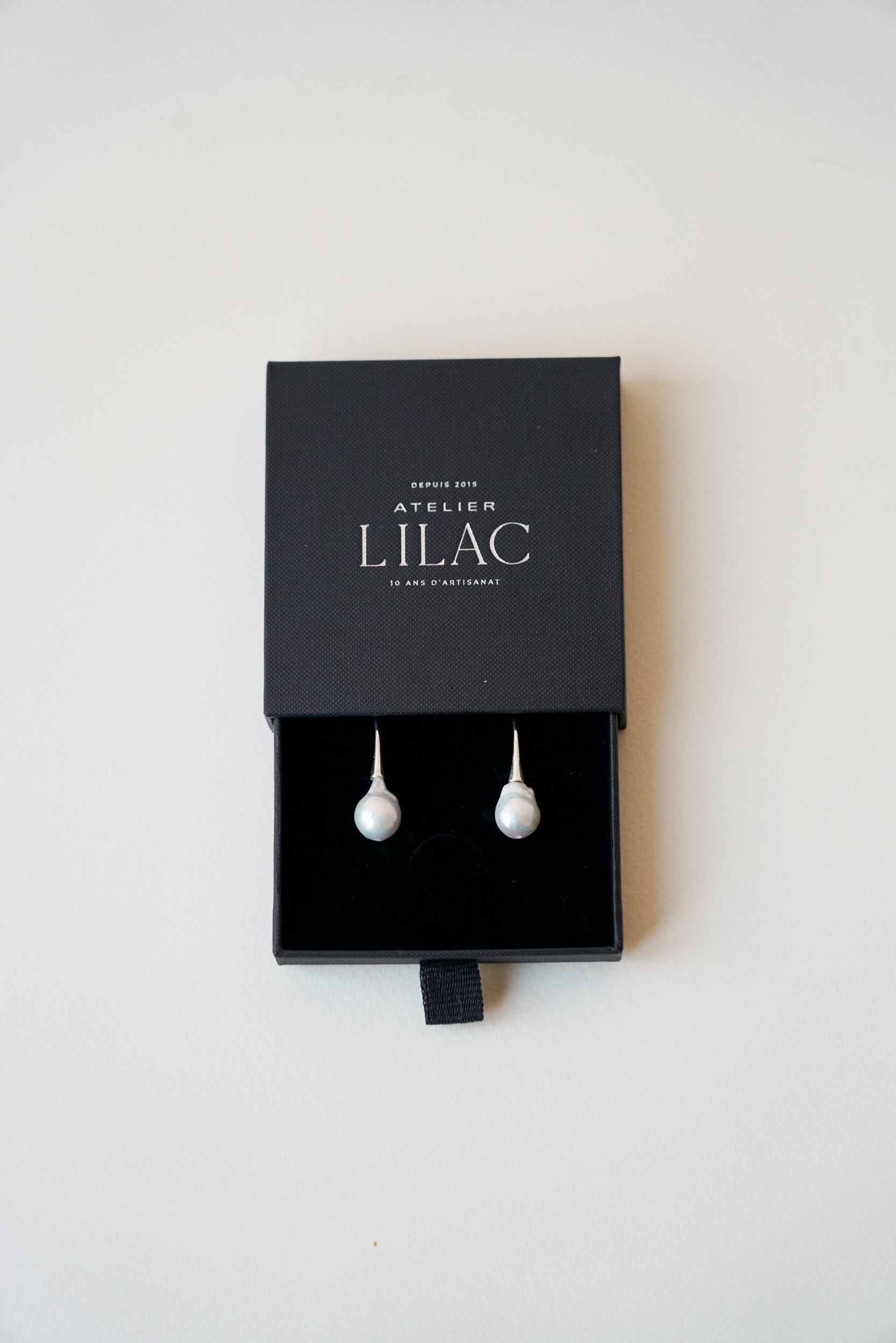 Marea - Bohemian baroque pearl earrings