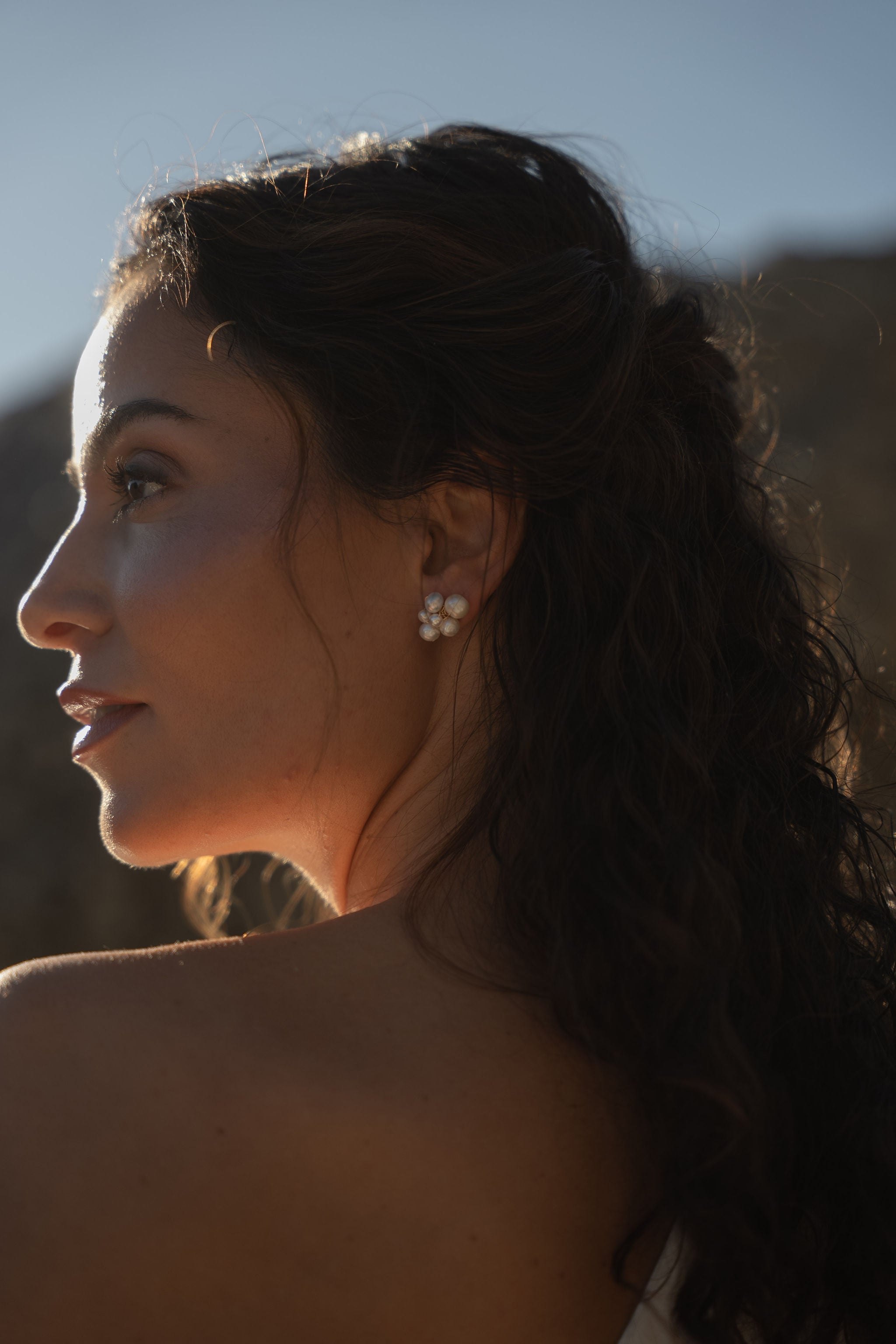 boucles d'oreilles grappes perles naturelles blanches