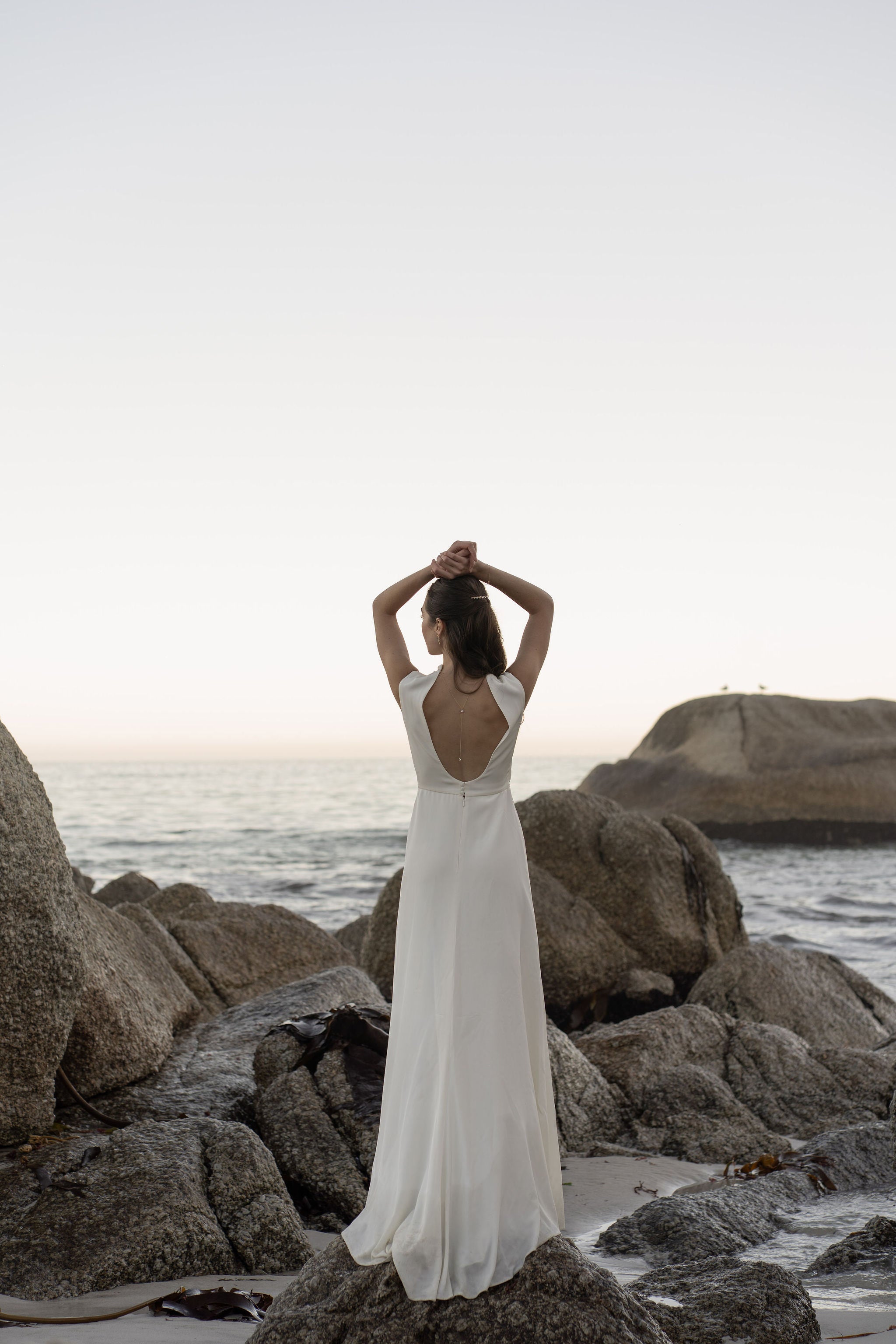 accessoire mariage zircons ronds sur chaine en plaqué or