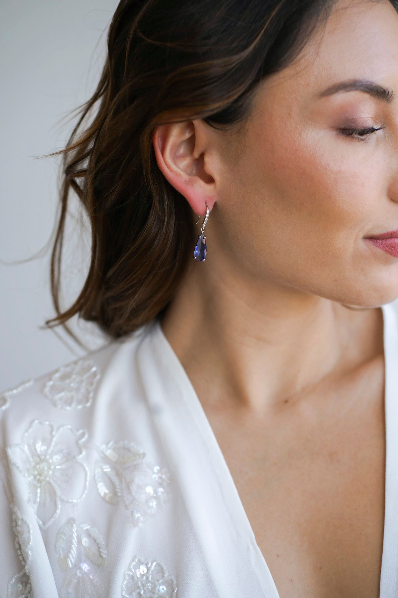 Aster - Boucles d'oreilles pierre bleue - Boucles d'oreilles courtes - Atelier Lilac