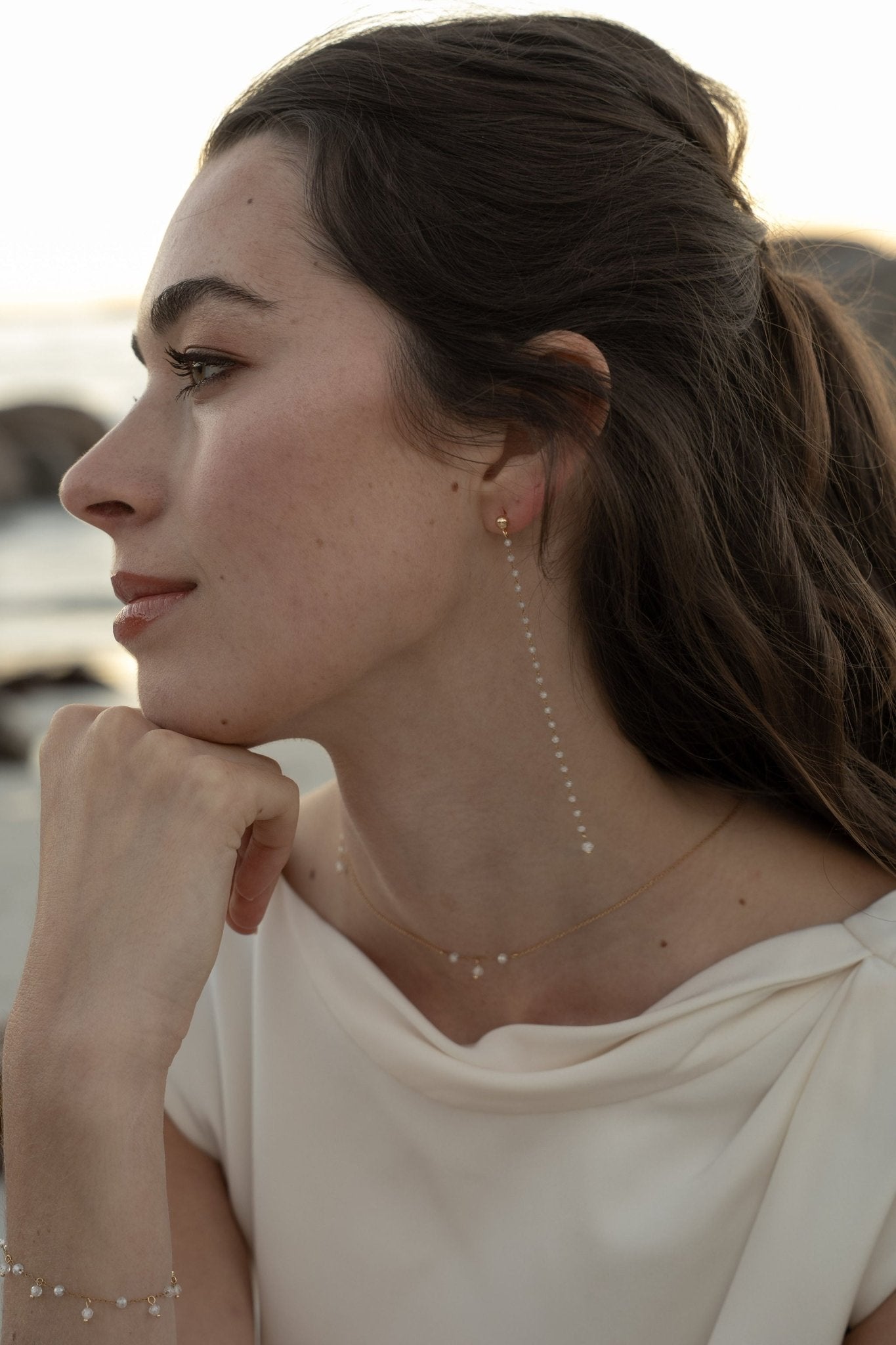 Ayra – Boucles d'oreilles longues de mariée chaîne cristaux - Boucles d'oreilles longues - Atelier Lilac