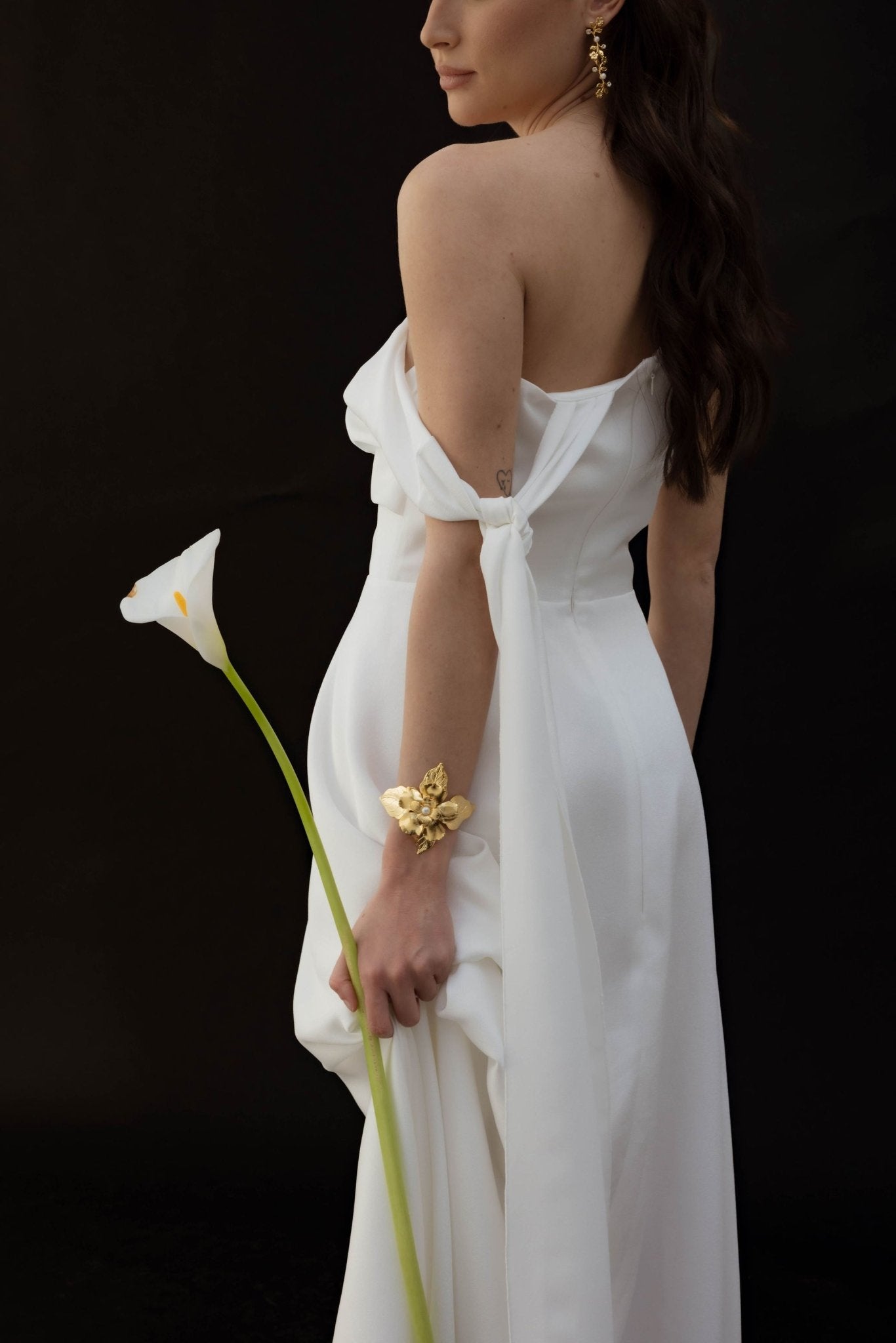 Donatella - Boucles d'oreilles pendantes florales de mariage - Boucles d'oreilles longues - Atelier Lilac