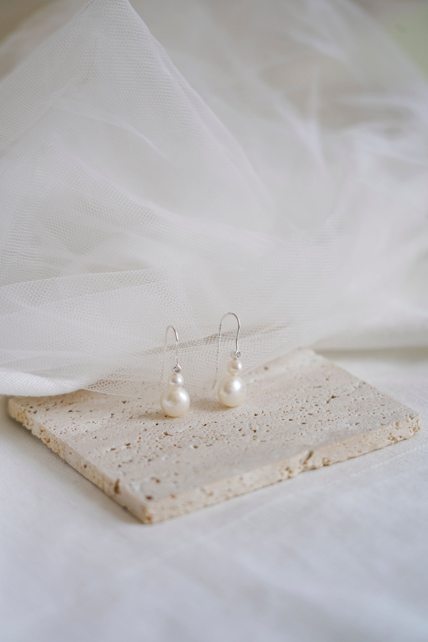 Duna - Boucles d'oreilles perles et zirconiums - Boucles d'oreilles courtes - Atelier Lilac