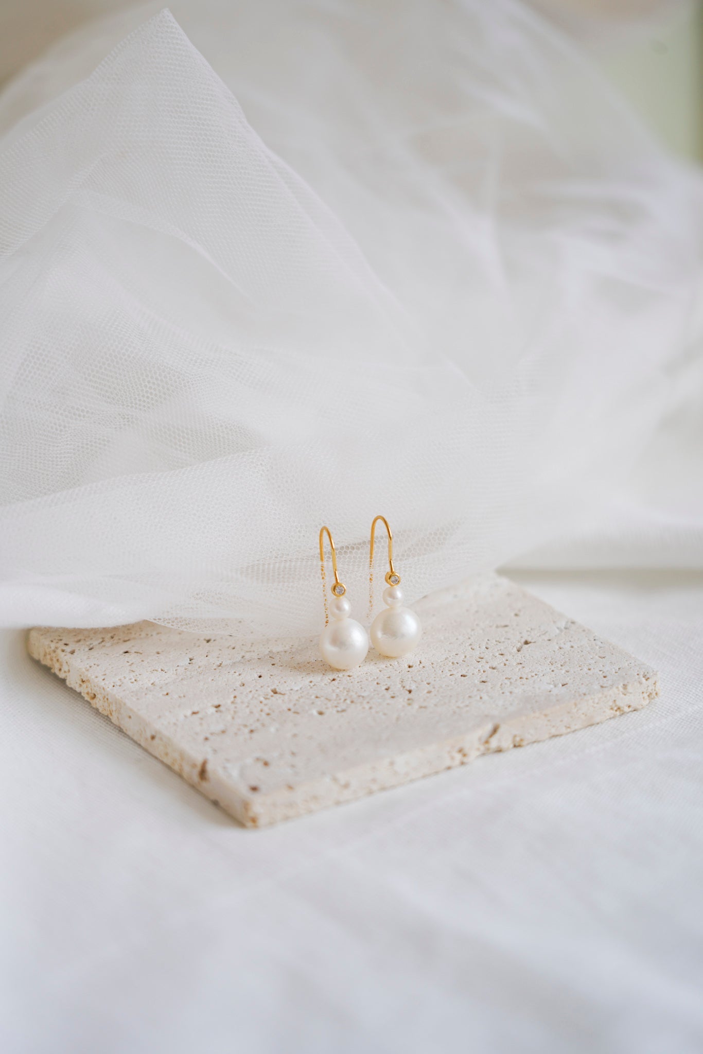 Duna - Boucles d'oreilles perles et zirconiums - Boucles d'oreilles courtes - Atelier Lilac