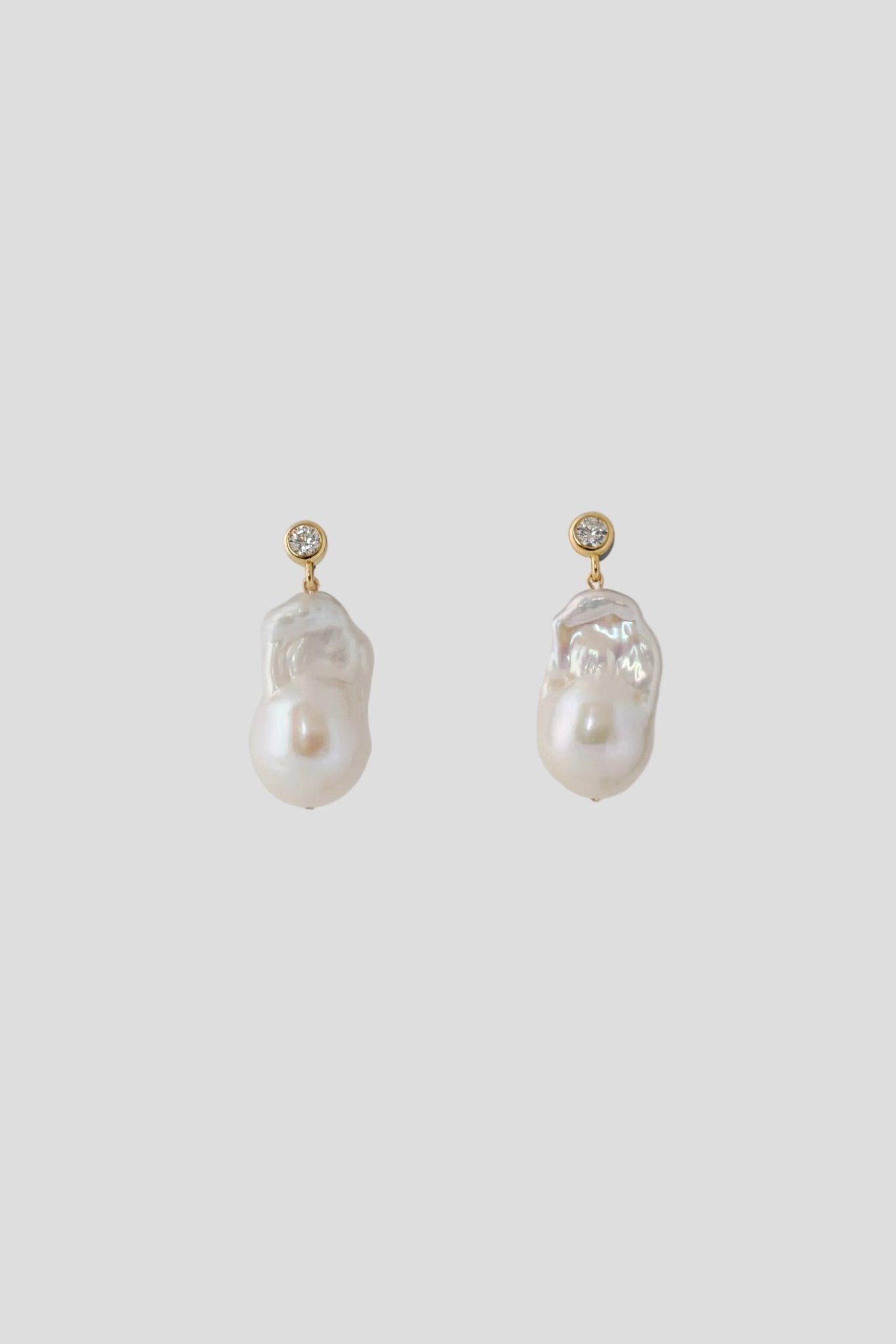 Lyo – Boucles d'oreilles mariage perle baroque avec zircon en argent sterling - Boucles d'oreilles courtes - Atelier Lilac