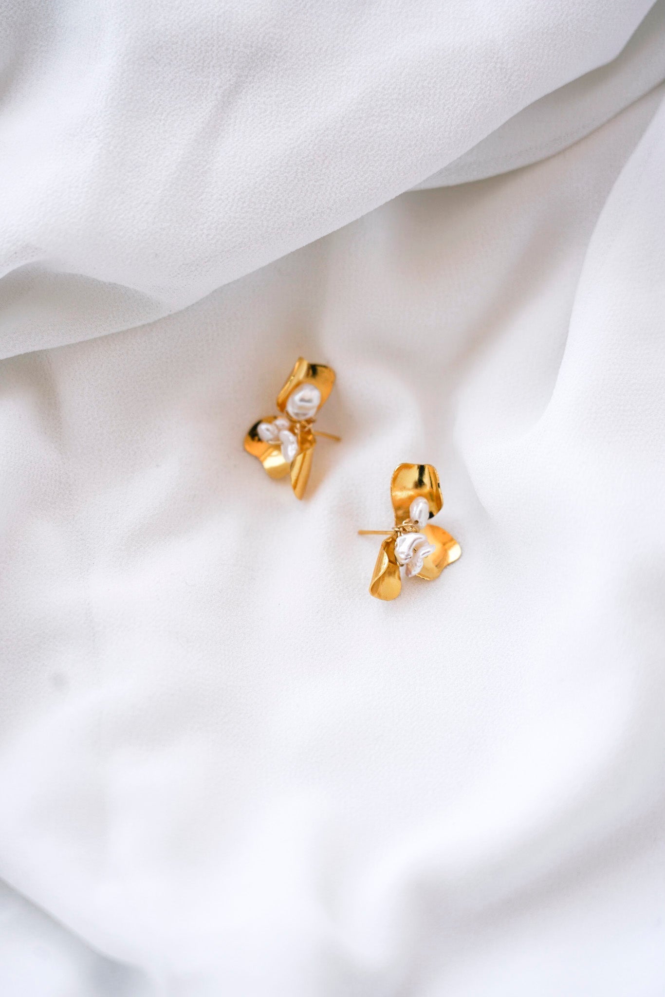 Muscat - Boucles d'oreilles florales modernes - Boucles d'oreilles longues - Atelier Lilac