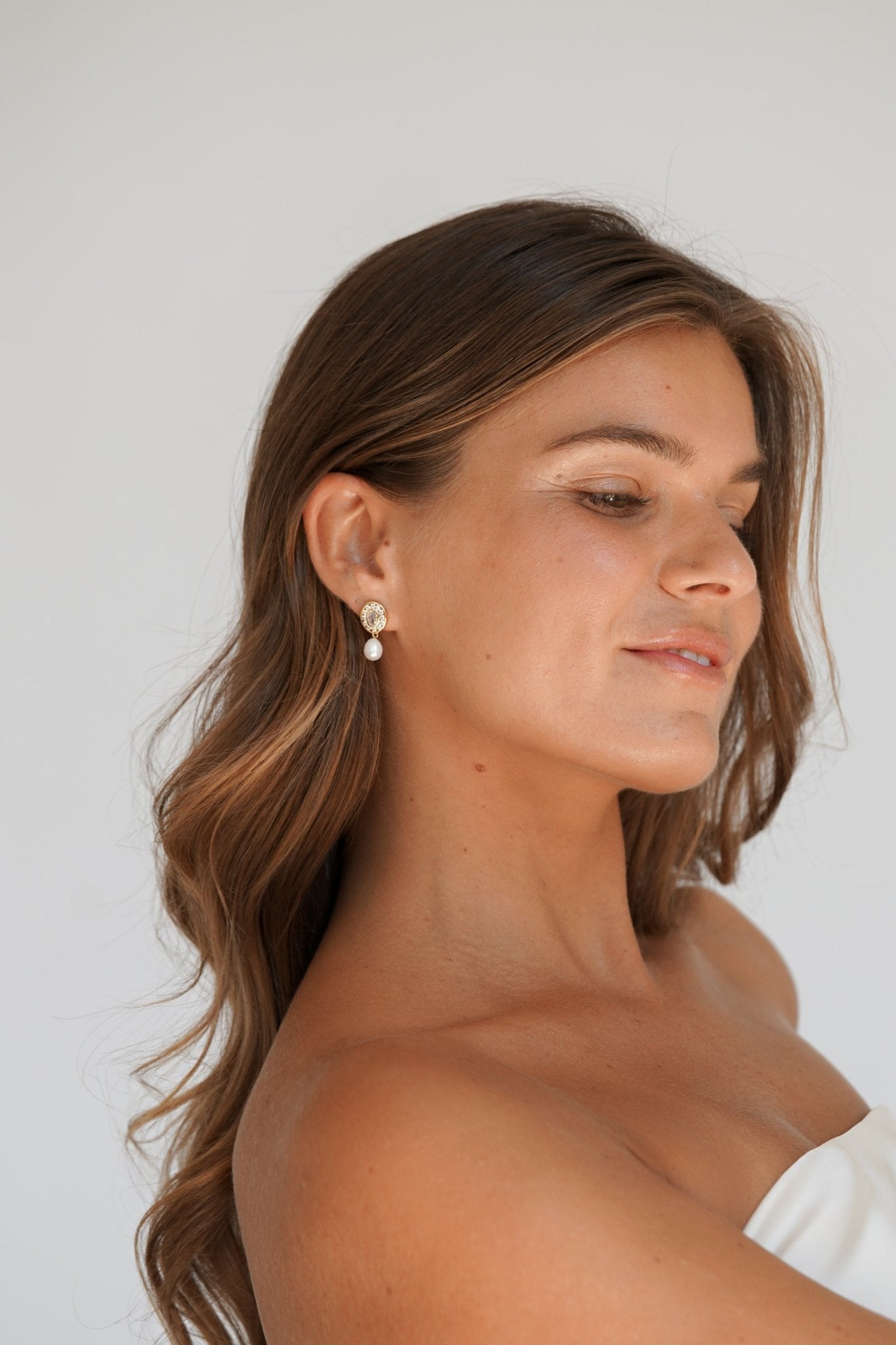 Maan – Boucles d'oreilles mariage style vintage en zircon et perle - Boucles d'oreilles courtes - Atelier Lilac