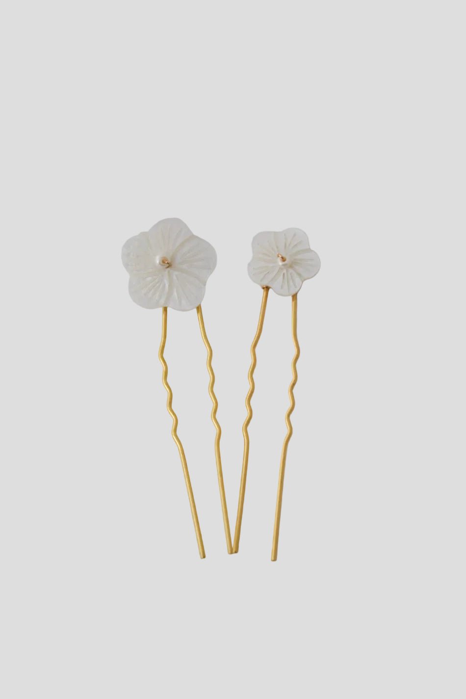 Petalia – Epingles à cheveux mariage florales en nacre - Accessoire - Atelier Lilac