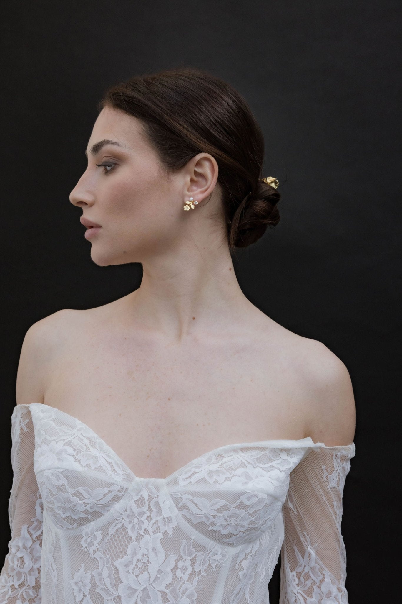 Petite Donatella - Boucles d'oreilles courtes florales de mariage - Boucles d'oreilles courtes - Atelier Lilac