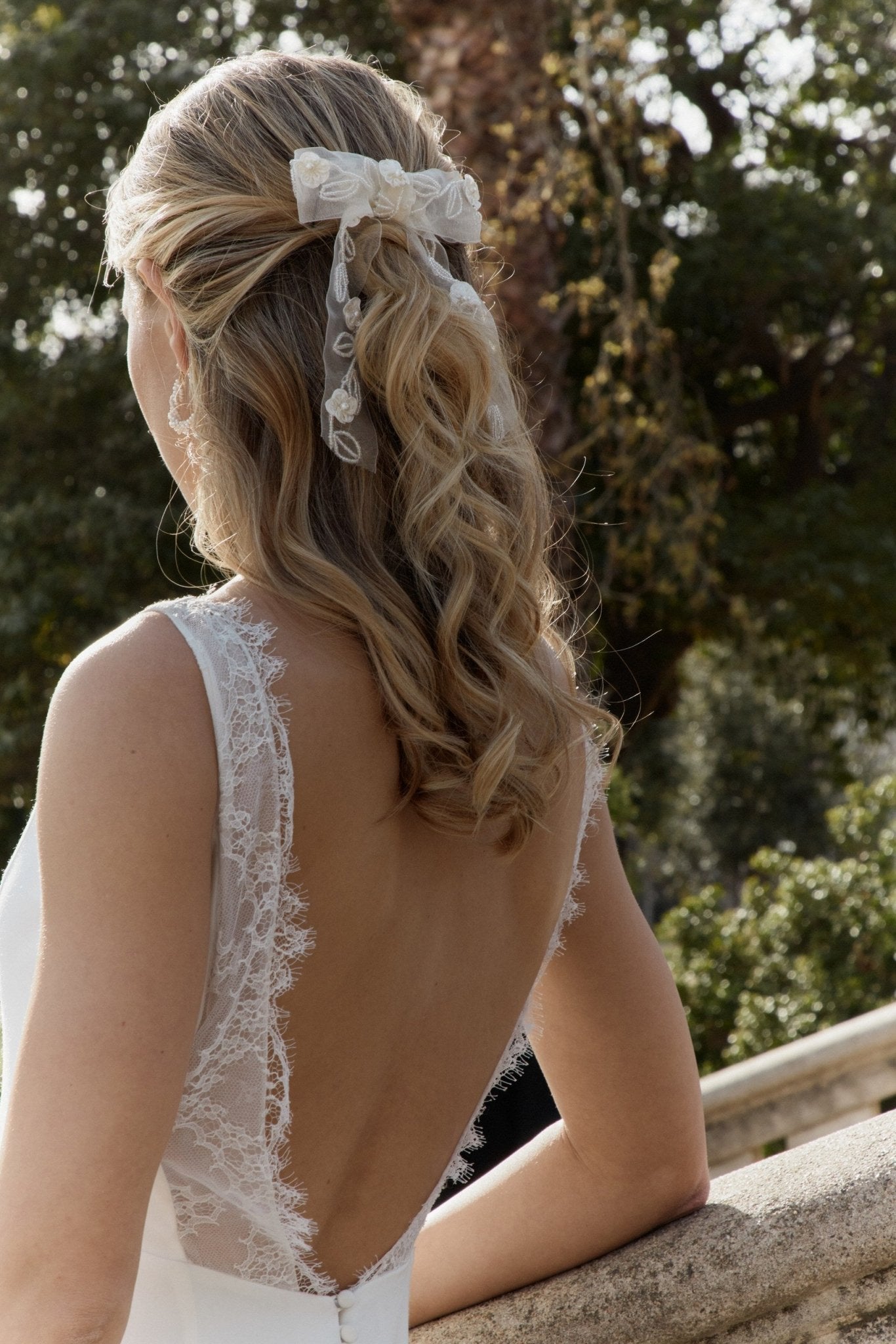 Rouge - gorge - Peigne/Barrette noeud papillon dentelle - Peigne - Atelier Lilac