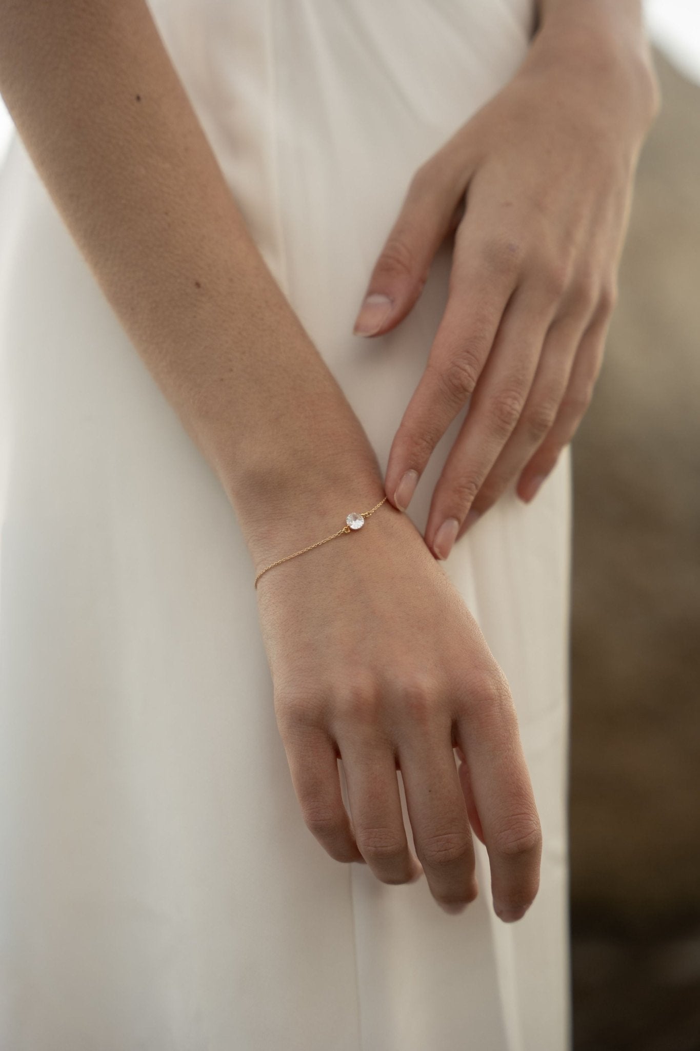 Thobeka – Bracelet solitaire zircon plaqué or - Bracelet - Atelier Lilac