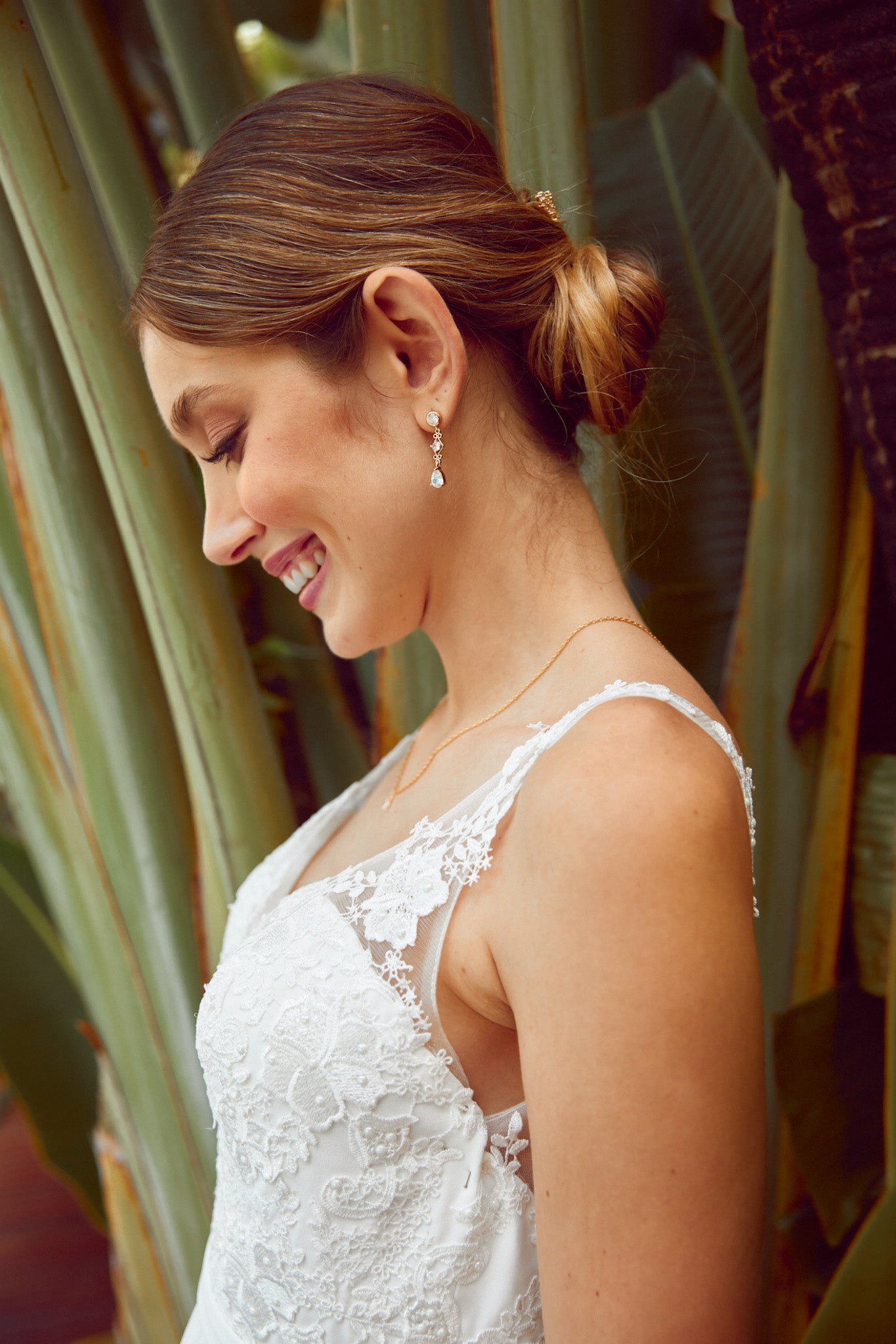 Vitoria - Collier de dos mariée, romantique et élégant - Collier de dos - Atelier Lilac