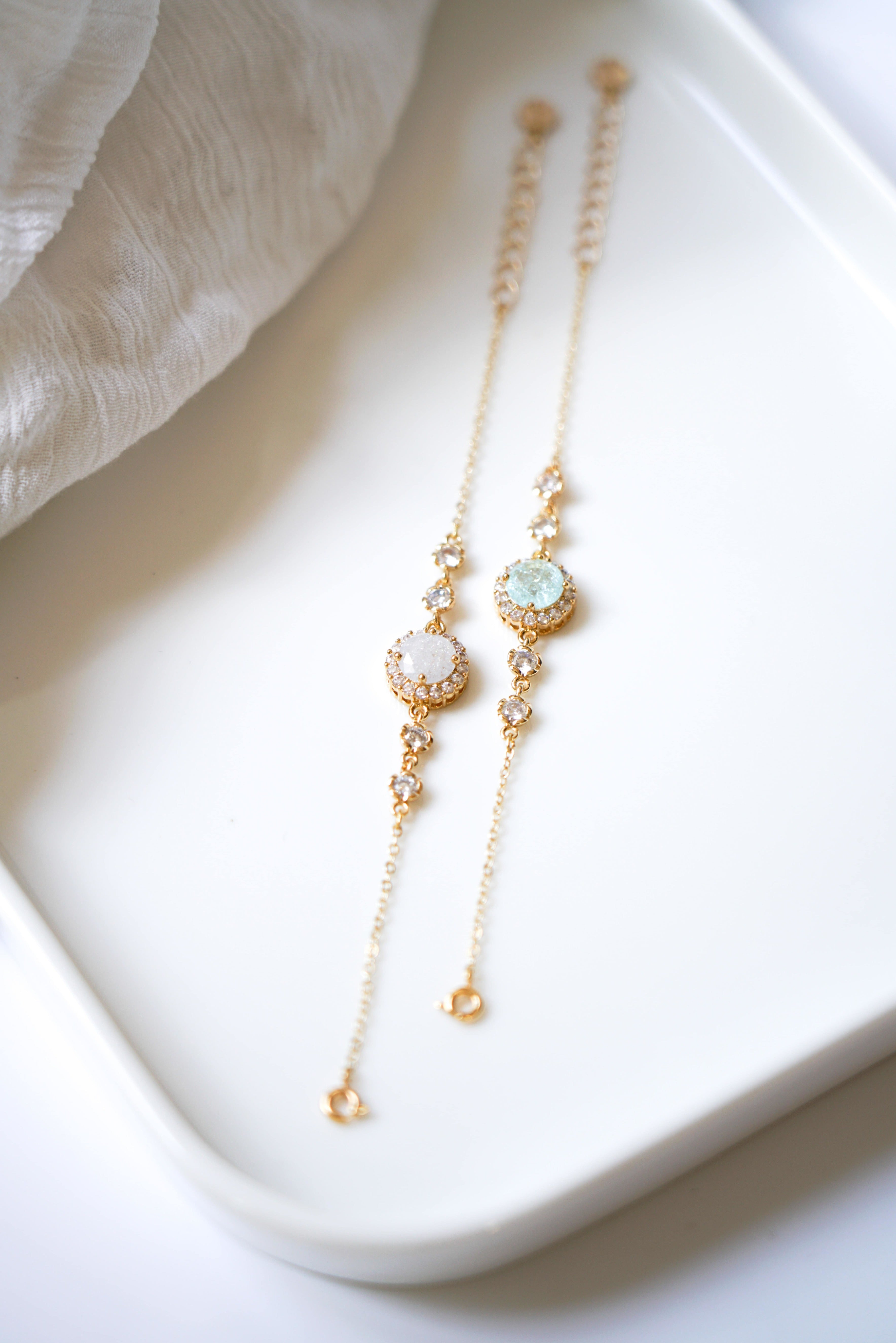 Deux bracelets romantiques glamour et élégante