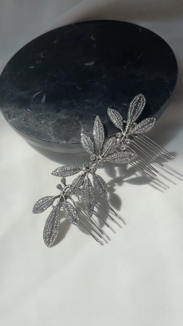 peigne de mariage pour cheveux en strass argentée