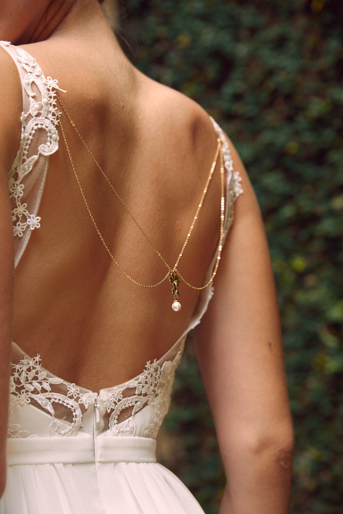 Bijou de dos amovible pour décolleté te de dos de mariage