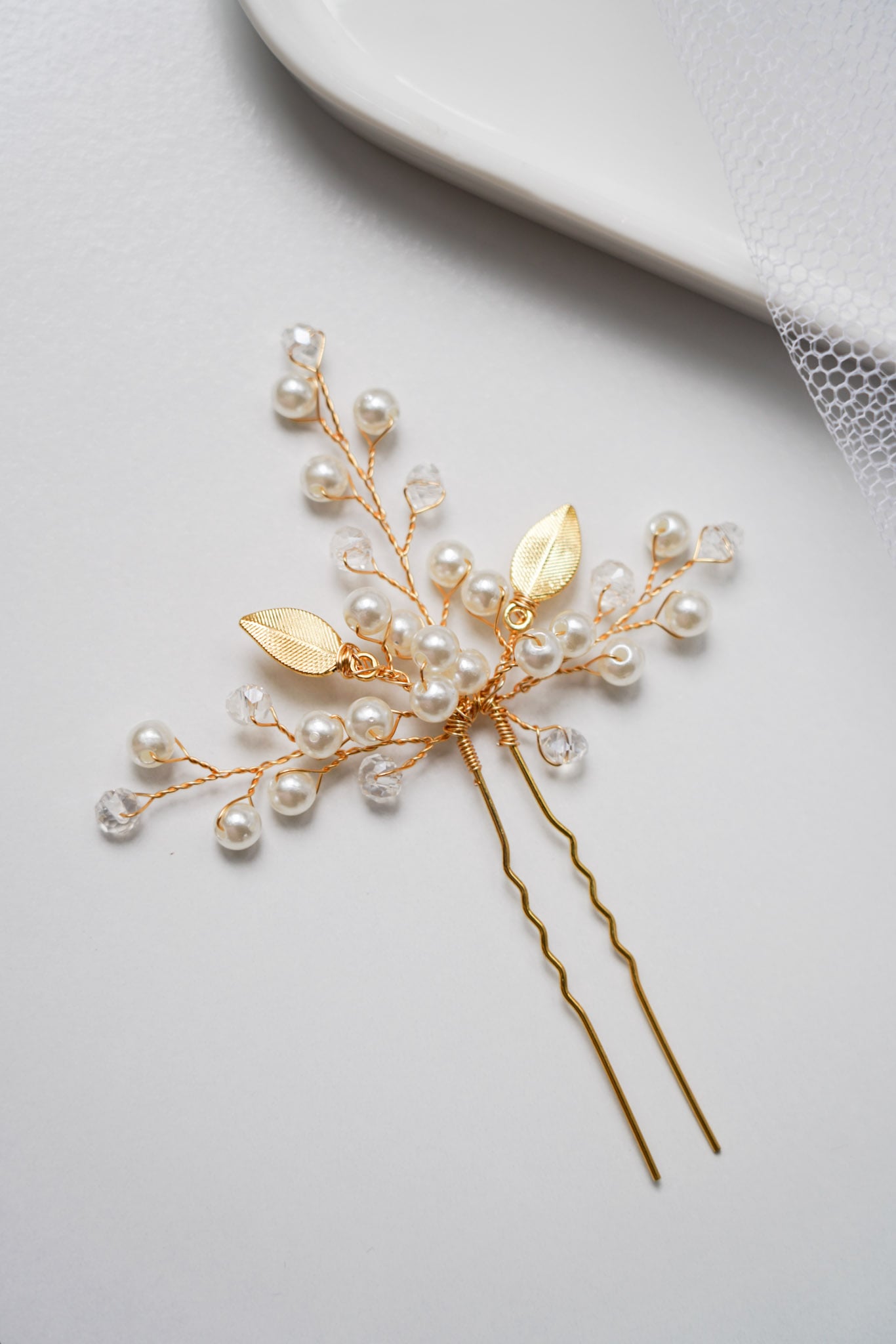 Pic à cheveux de mariage or et perles