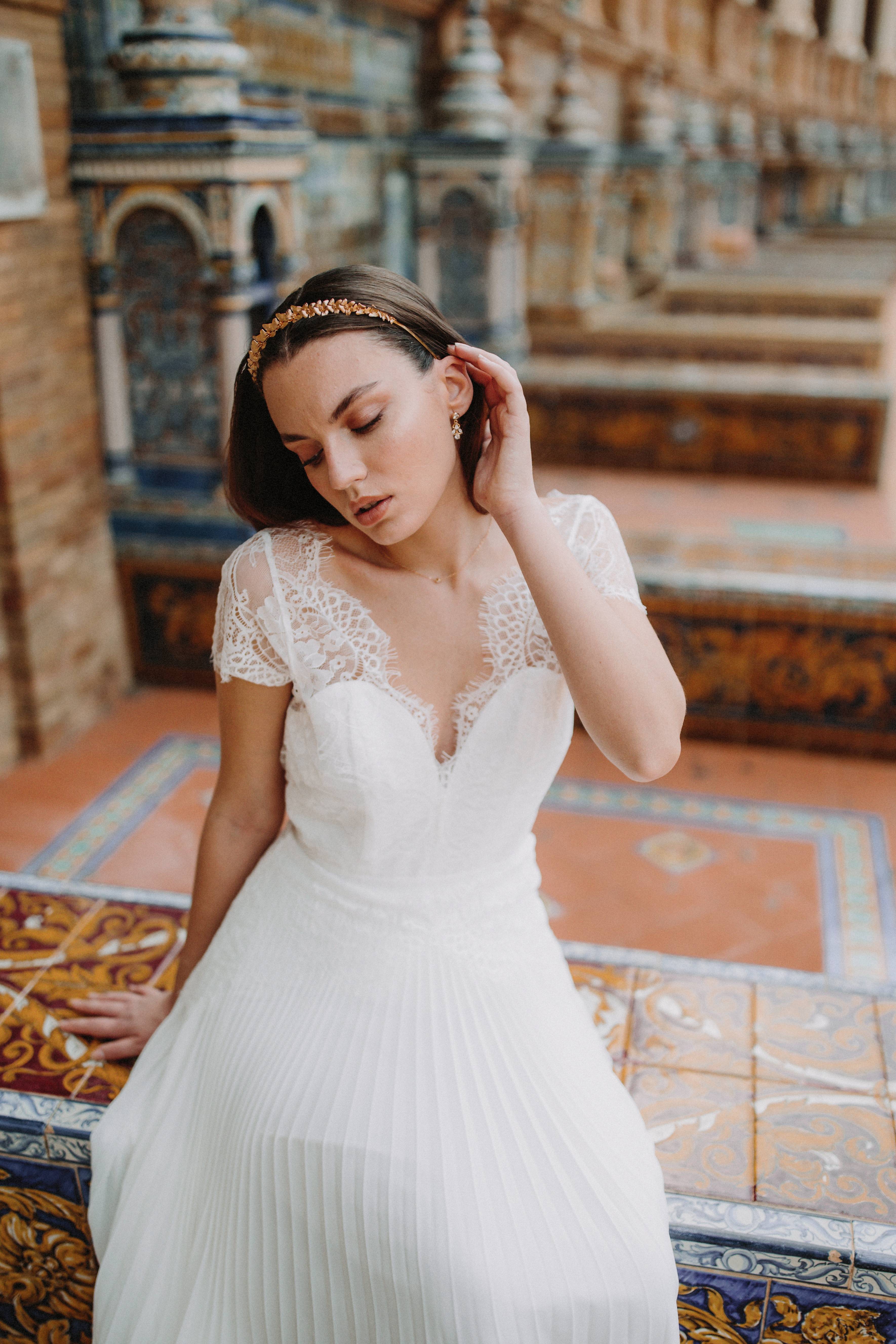 Bijou de tête romantique et floral pour mariée