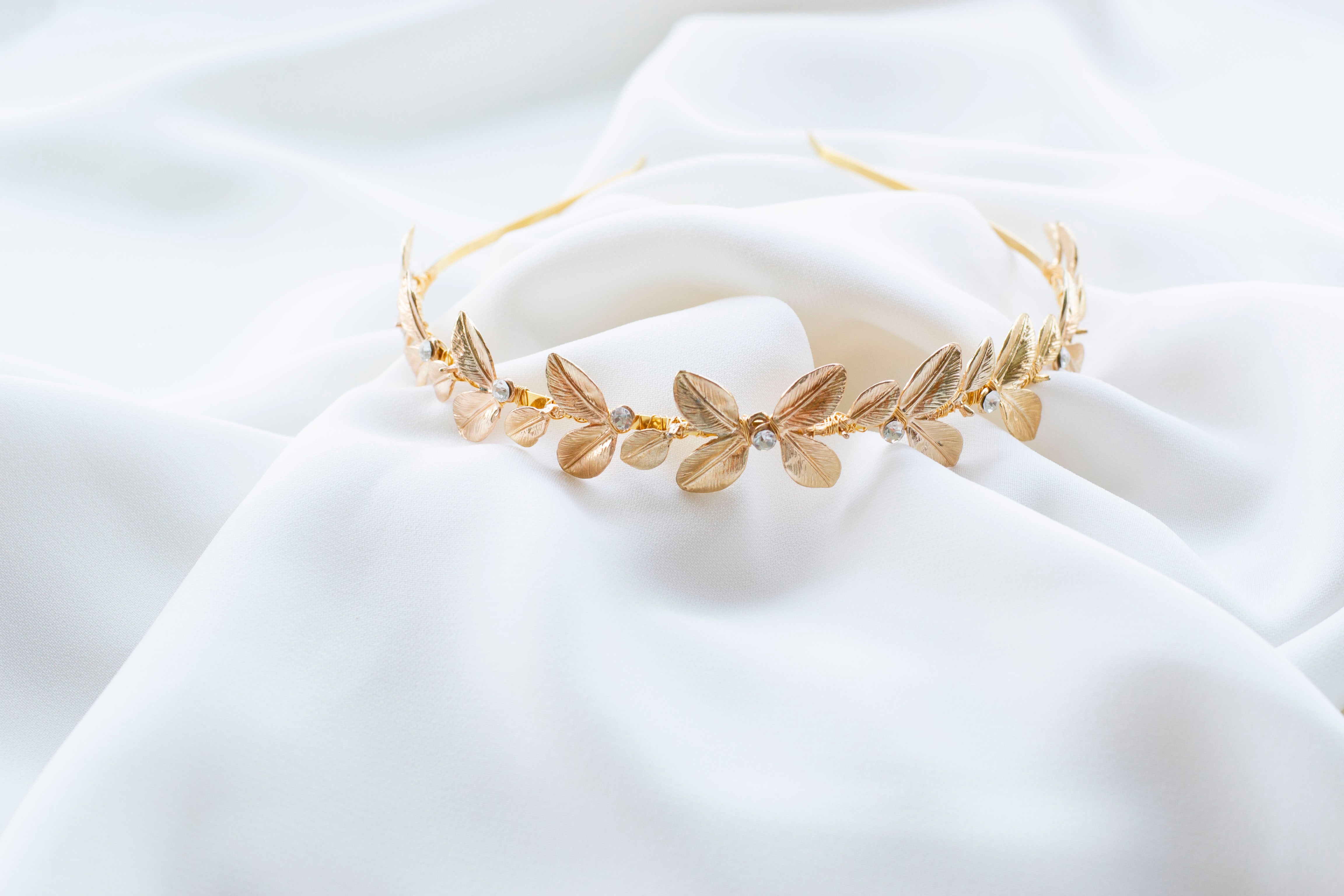 Couronne de mariage bohème dorée fleurie