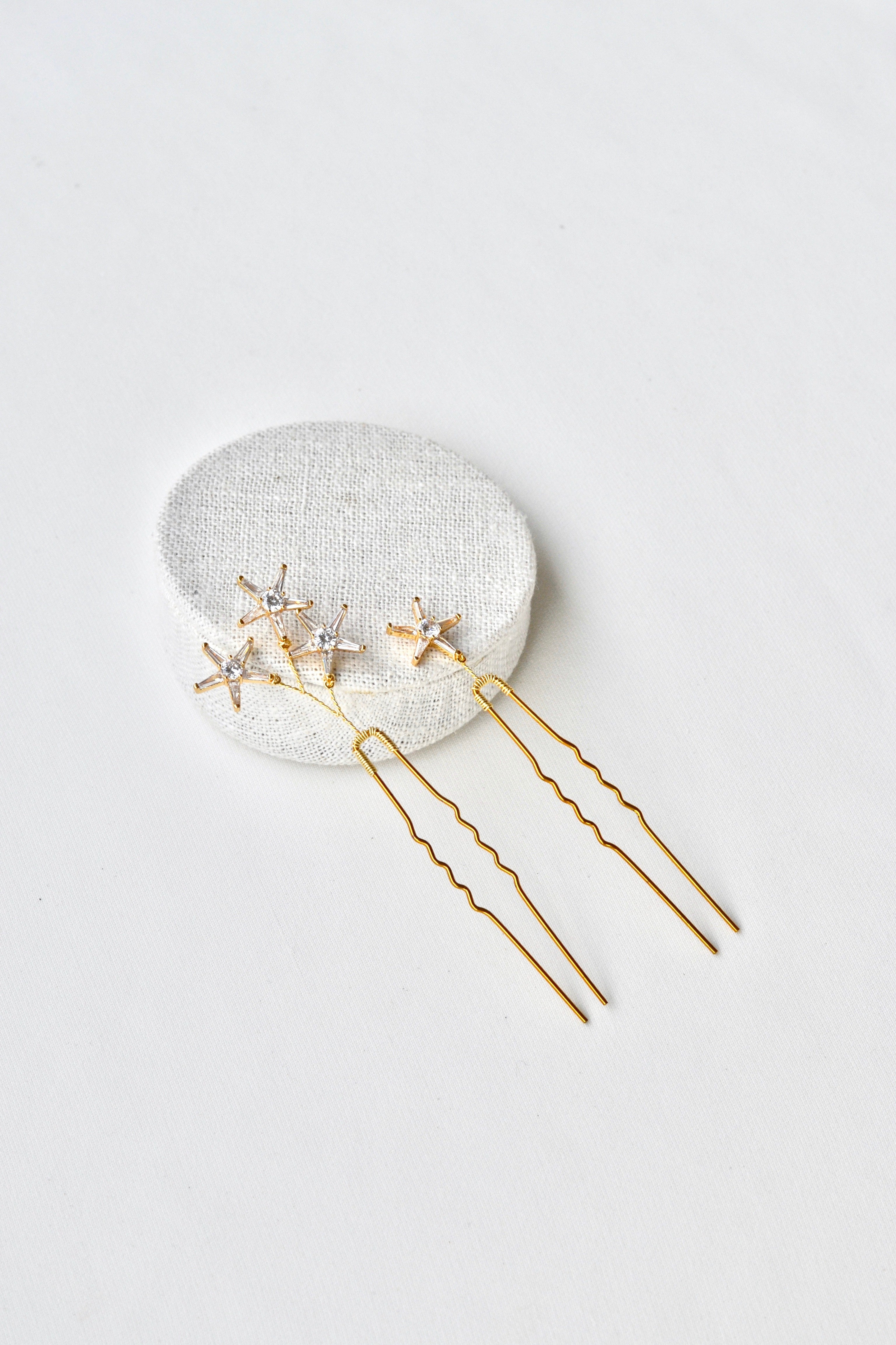 Pics à cheveux dorés étoiles