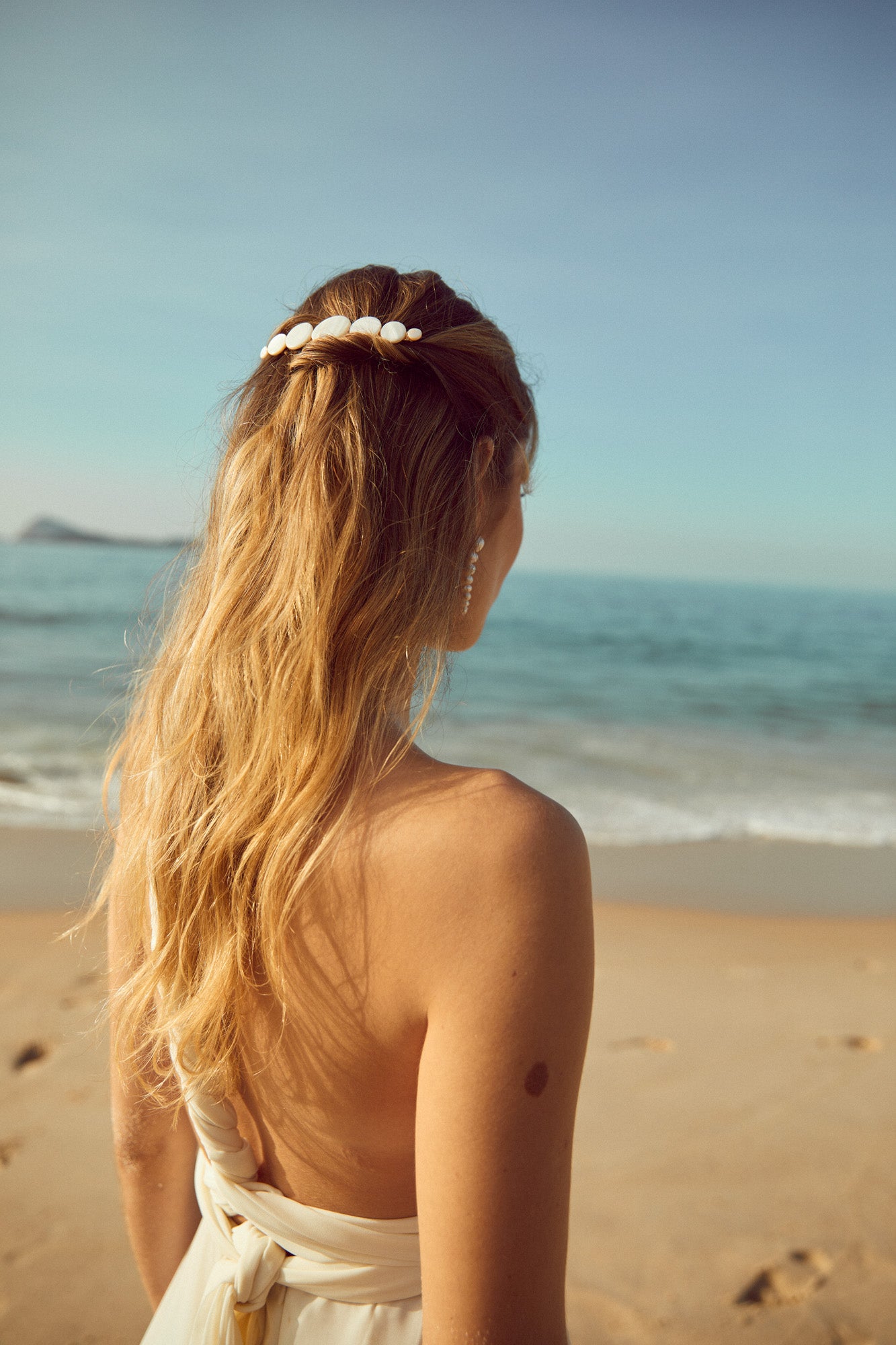 Bijou de tête mariage civil avec des perles naturelles