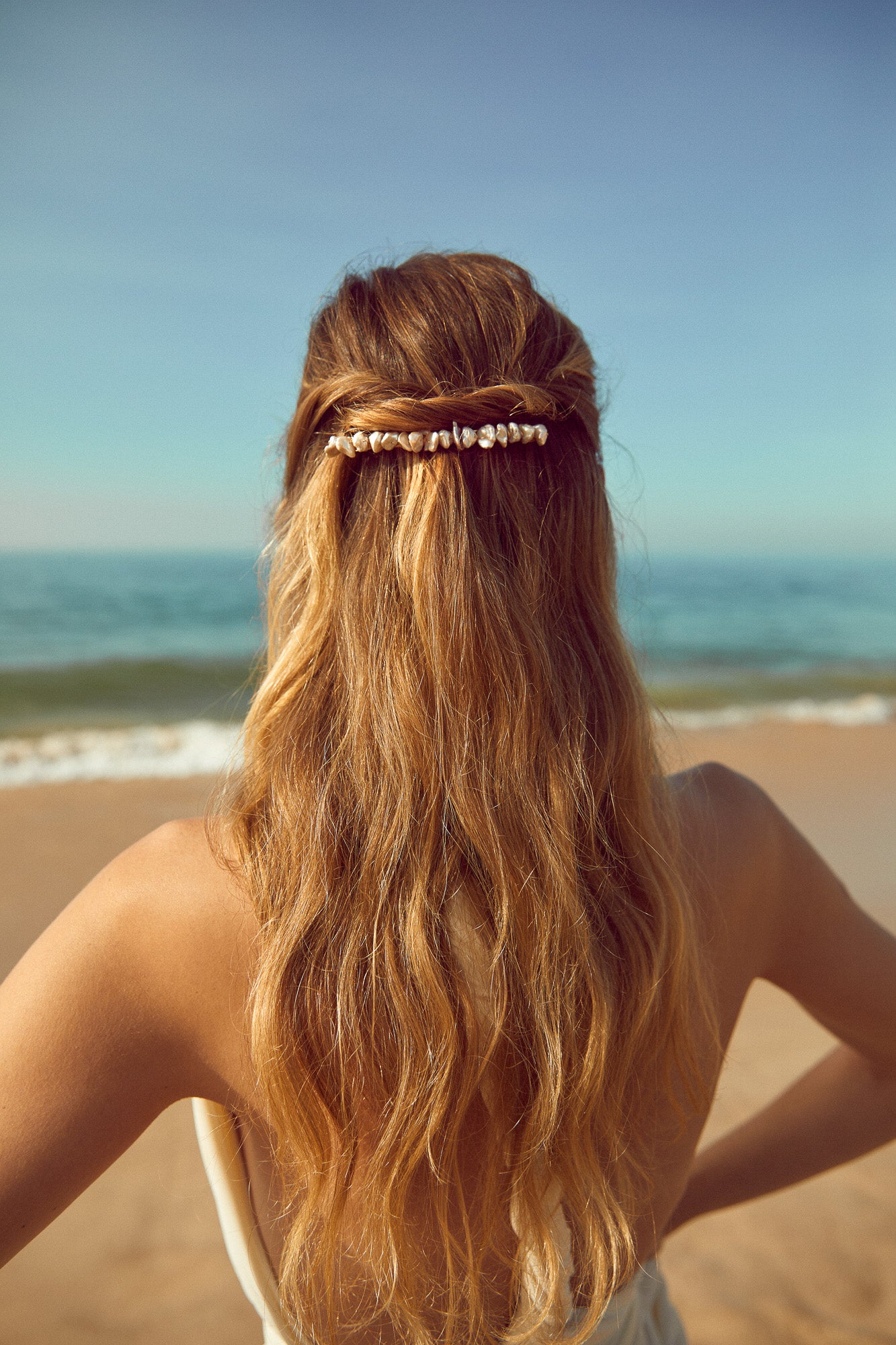 Bijou cheveux perles de cultures baroques