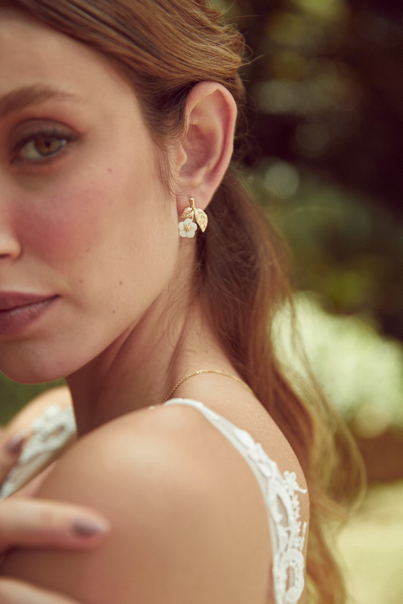Bea - Collier mariage floral en nacre - Collier - Atelier Lilac