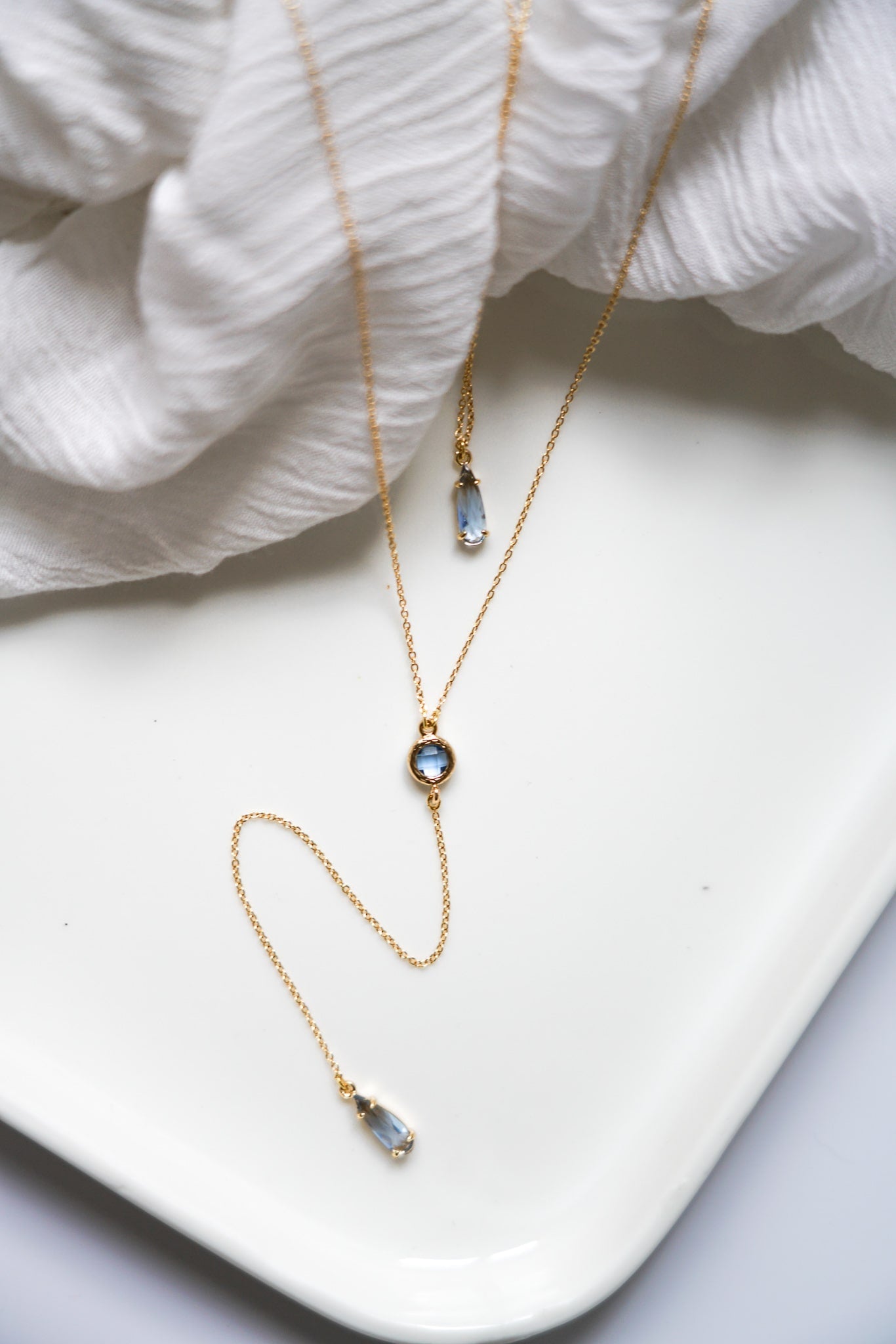 Ciel - Collier de dos coloré Bleu - Collier de dos - Atelier Lilac