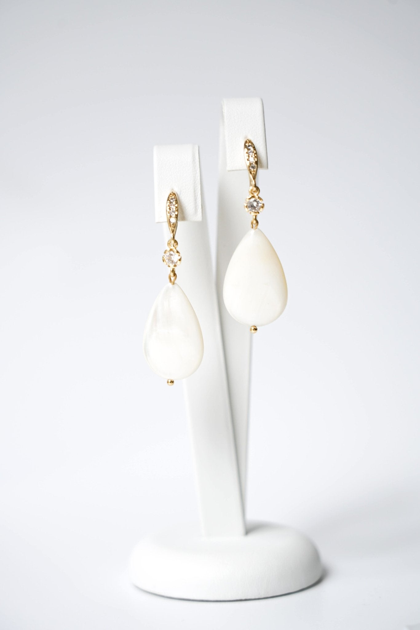 Mélodieuse - Boucles d'oreilles Perle Mère - Boucles d'oreilles longues - Atelier Lilac