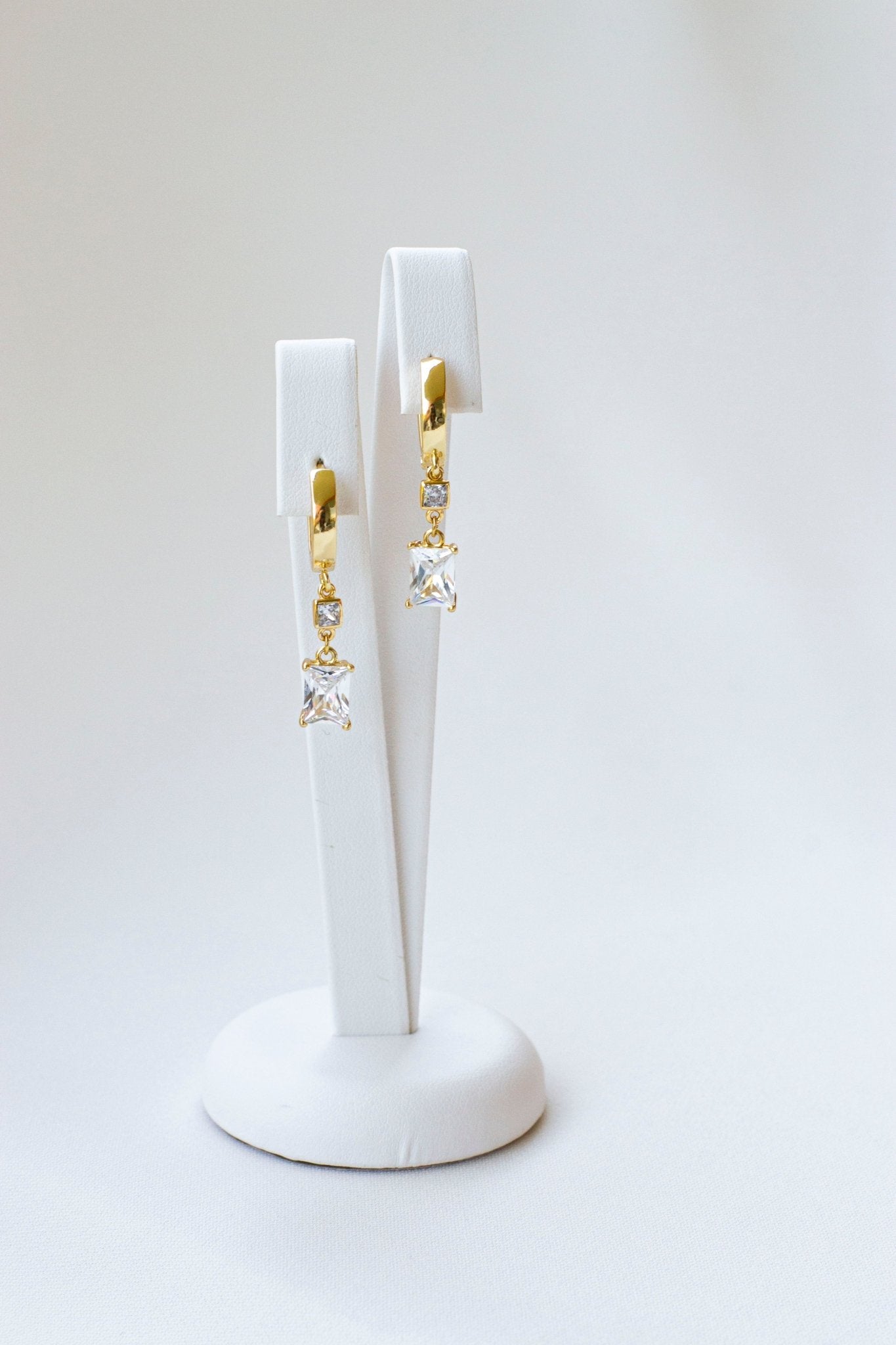 Radieuse - Boucles d'oreilles romantiques - Boucles d'oreilles courtes - Atelier Lilac