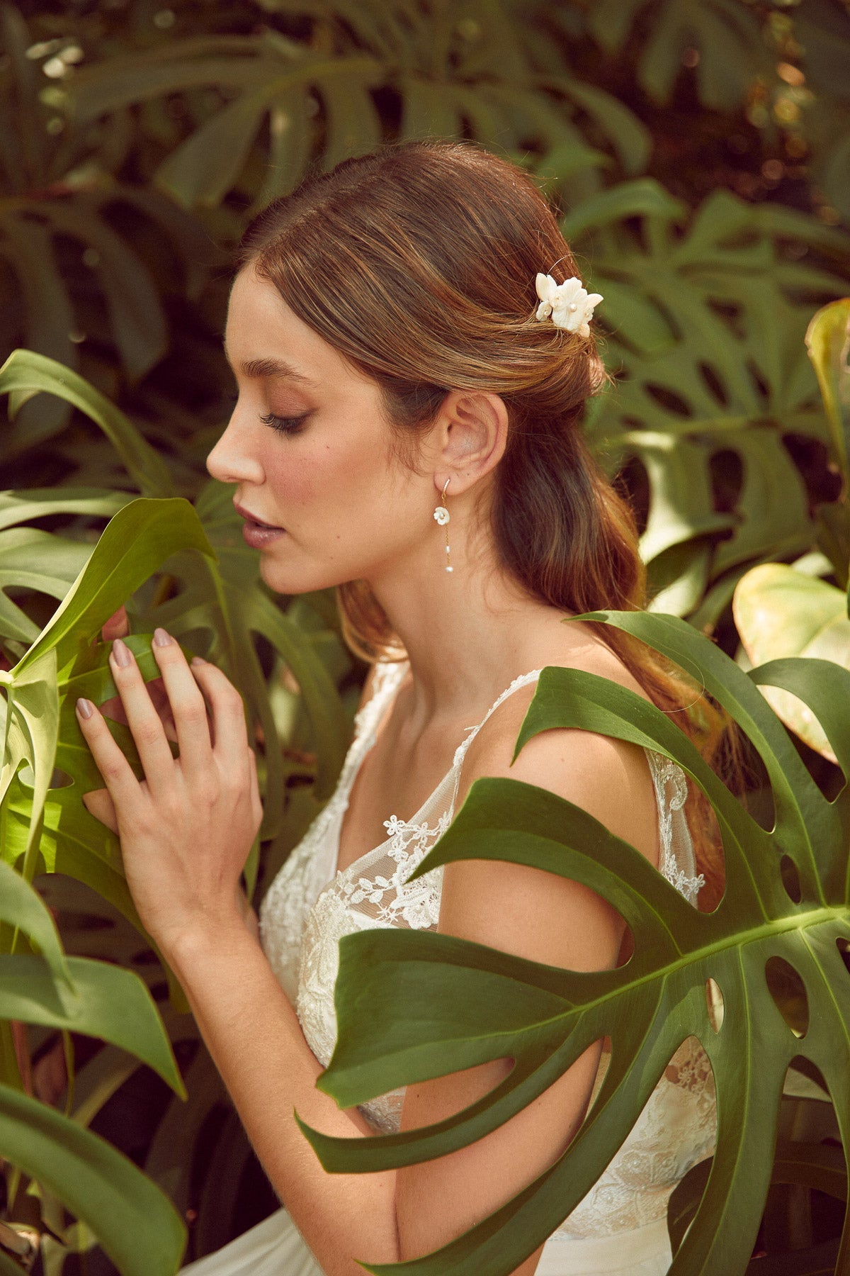 Thais - Boucles d'oreilles pendantes florales - Boucles d'oreilles longues - Atelier Lilac