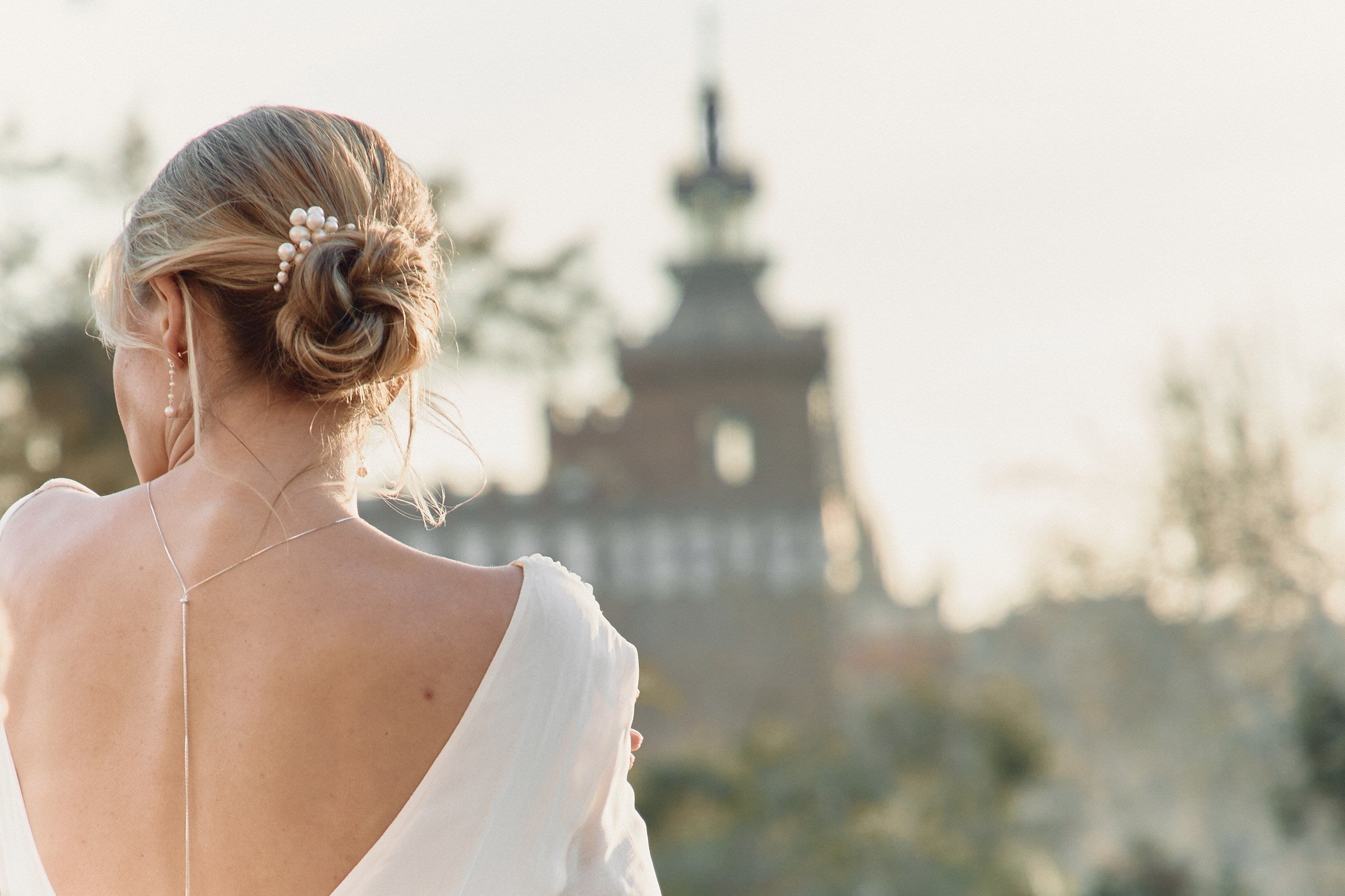 6 chignons de mariée tendance : la coiffure parfaite pour vous - Atelier Lilac