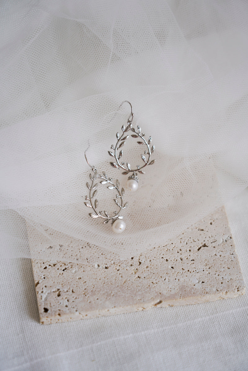 Émouvante - Floral earrings