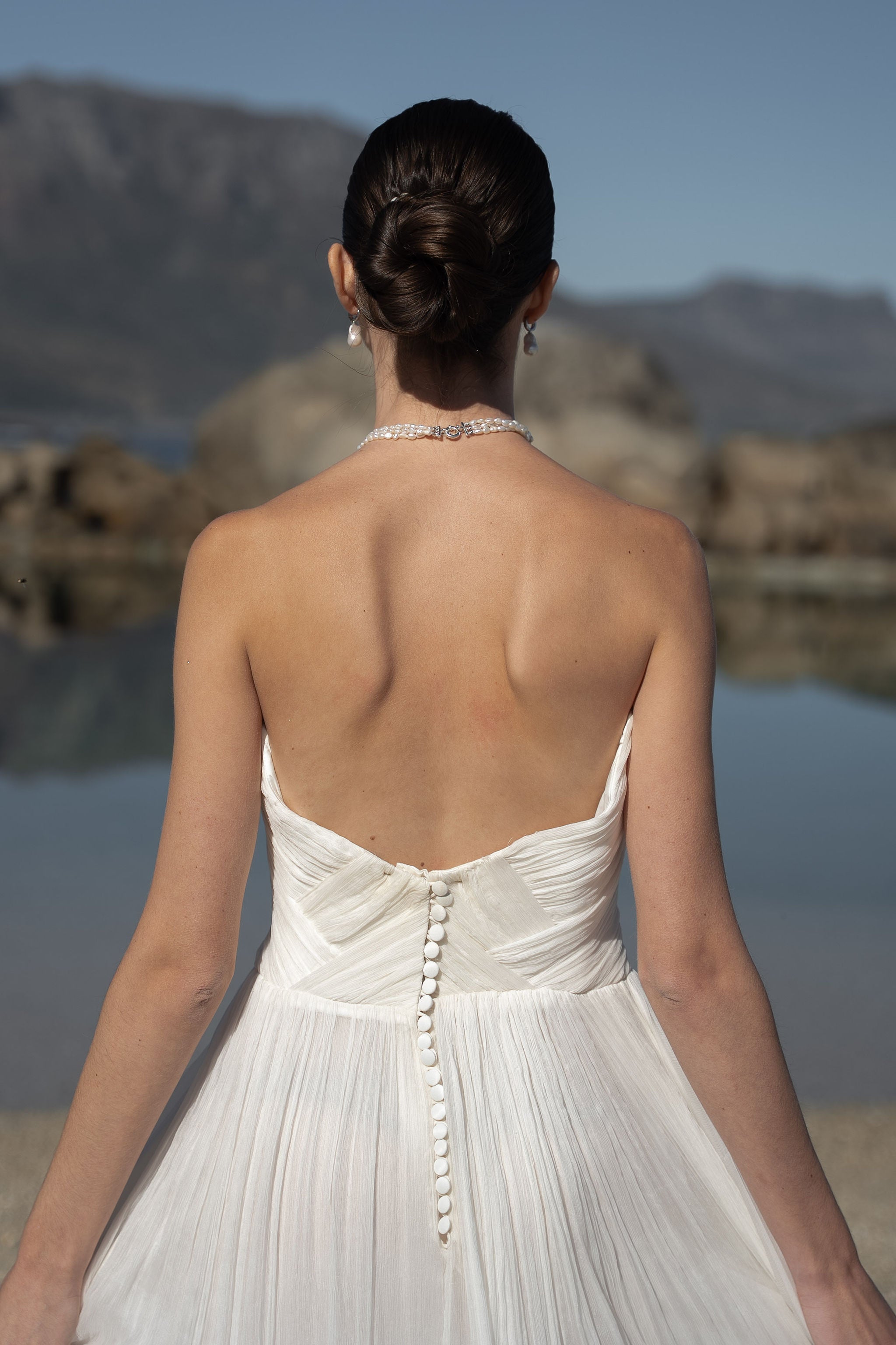 Amahle – Collier de perles baroques pour mariage moderne