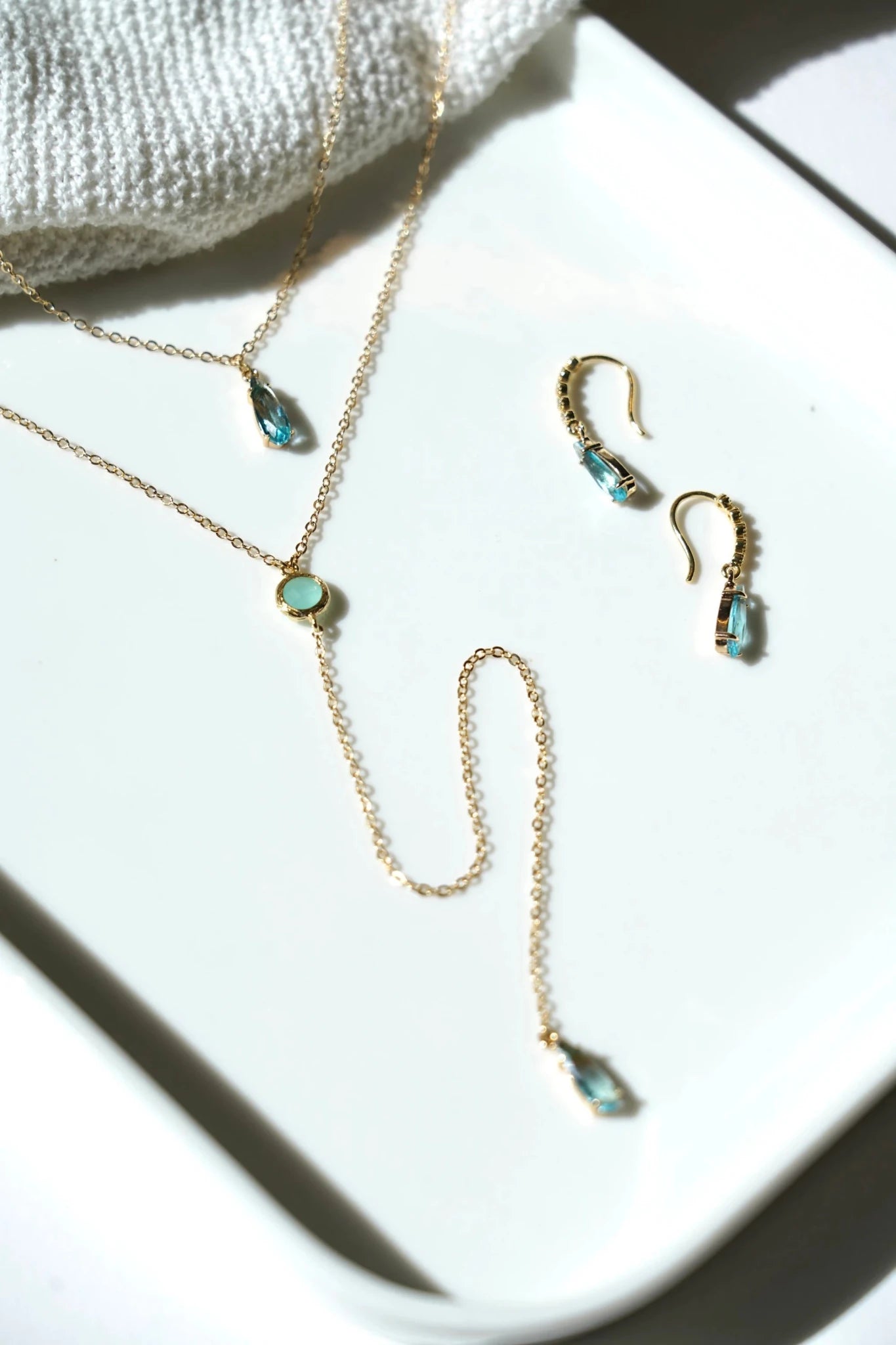 Ciel - Collier de dos coloré Bleu - Collier de dos - Atelier Lilac