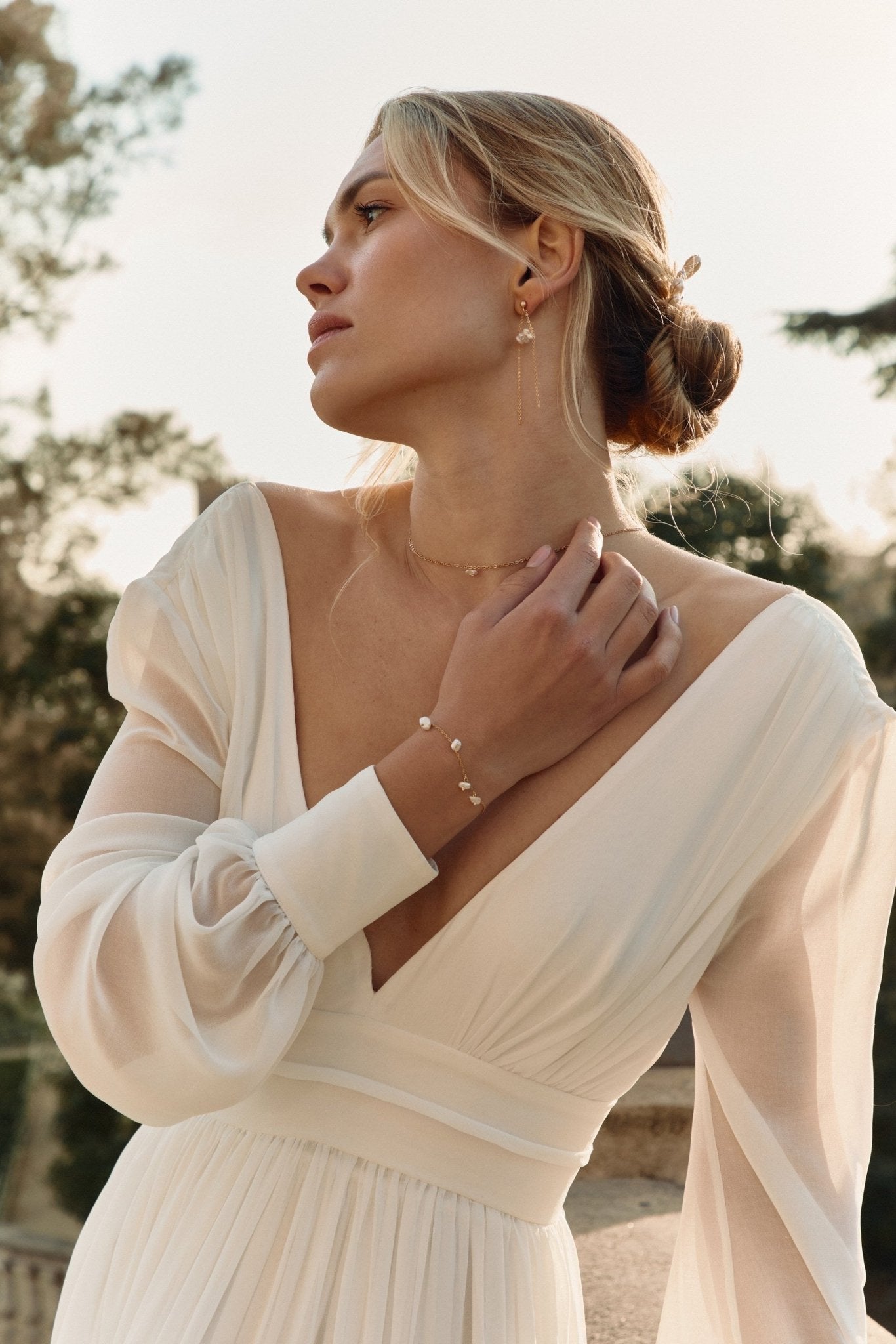 Colibri - Collier dos nu mariage en perles naturelles baroques - Collier de dos - Atelier Lilac