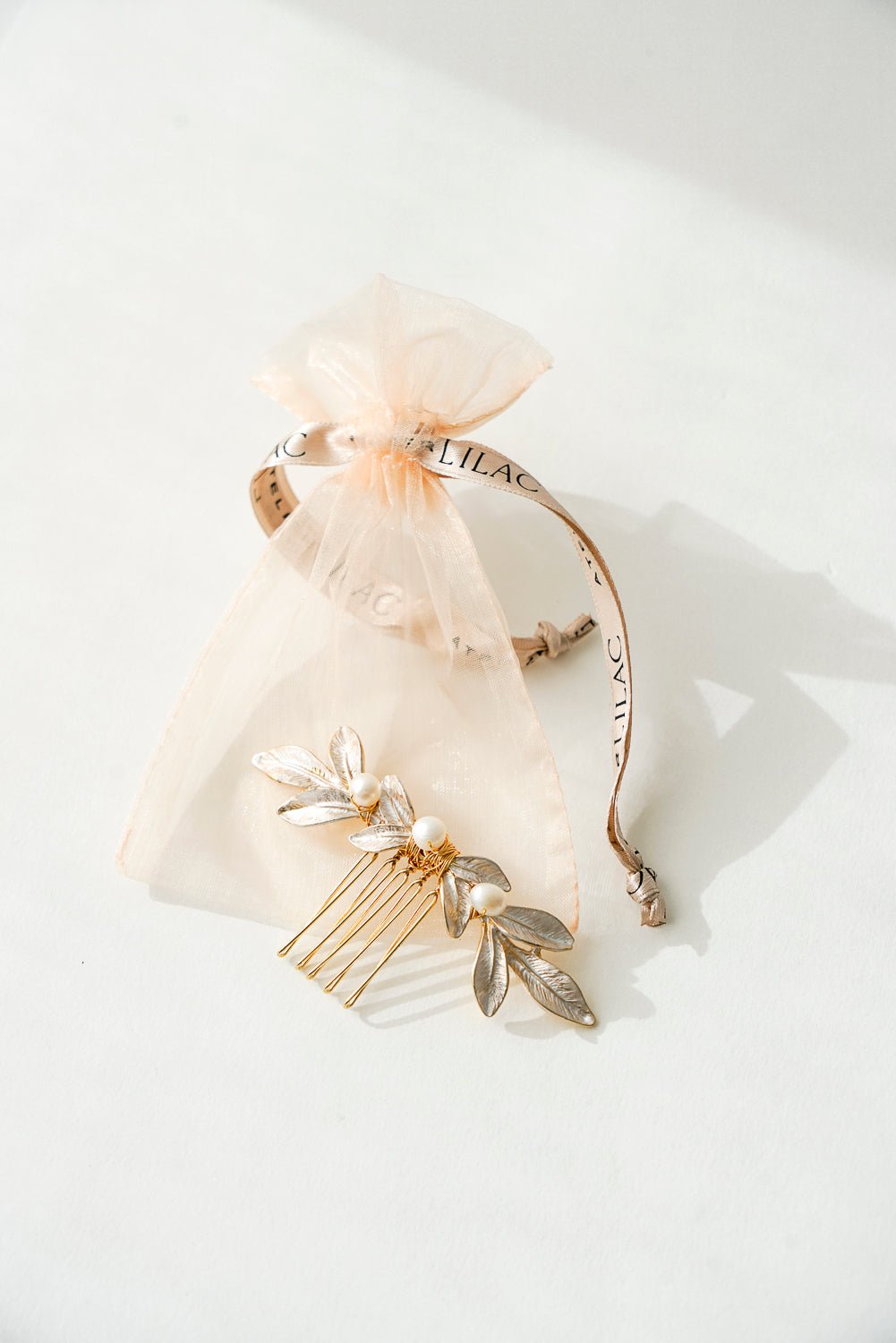 Compréhensive - Peigne fleuri perles d'eau douce - Petit peigne - Atelier Lilac