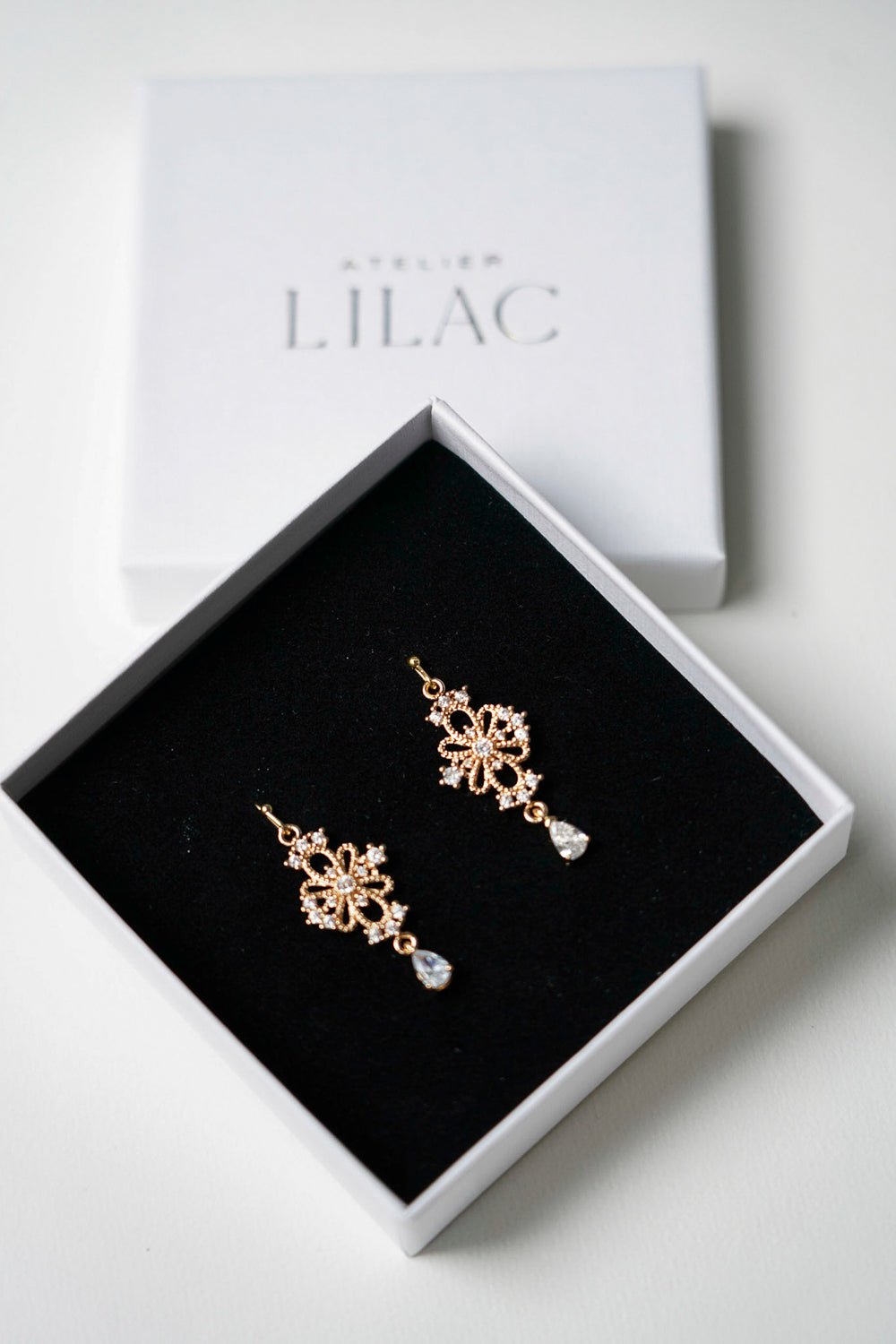 Distinguée - Boucles d'oreilles Baroques - Boucles d'oreilles longues - Atelier Lilac