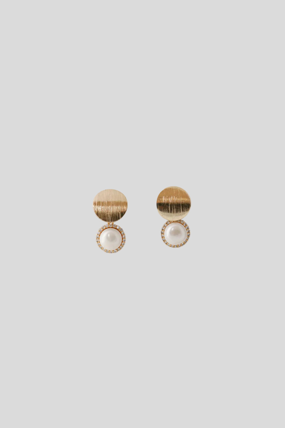 Boucles d'oreilles disque doré et perle naturelle 