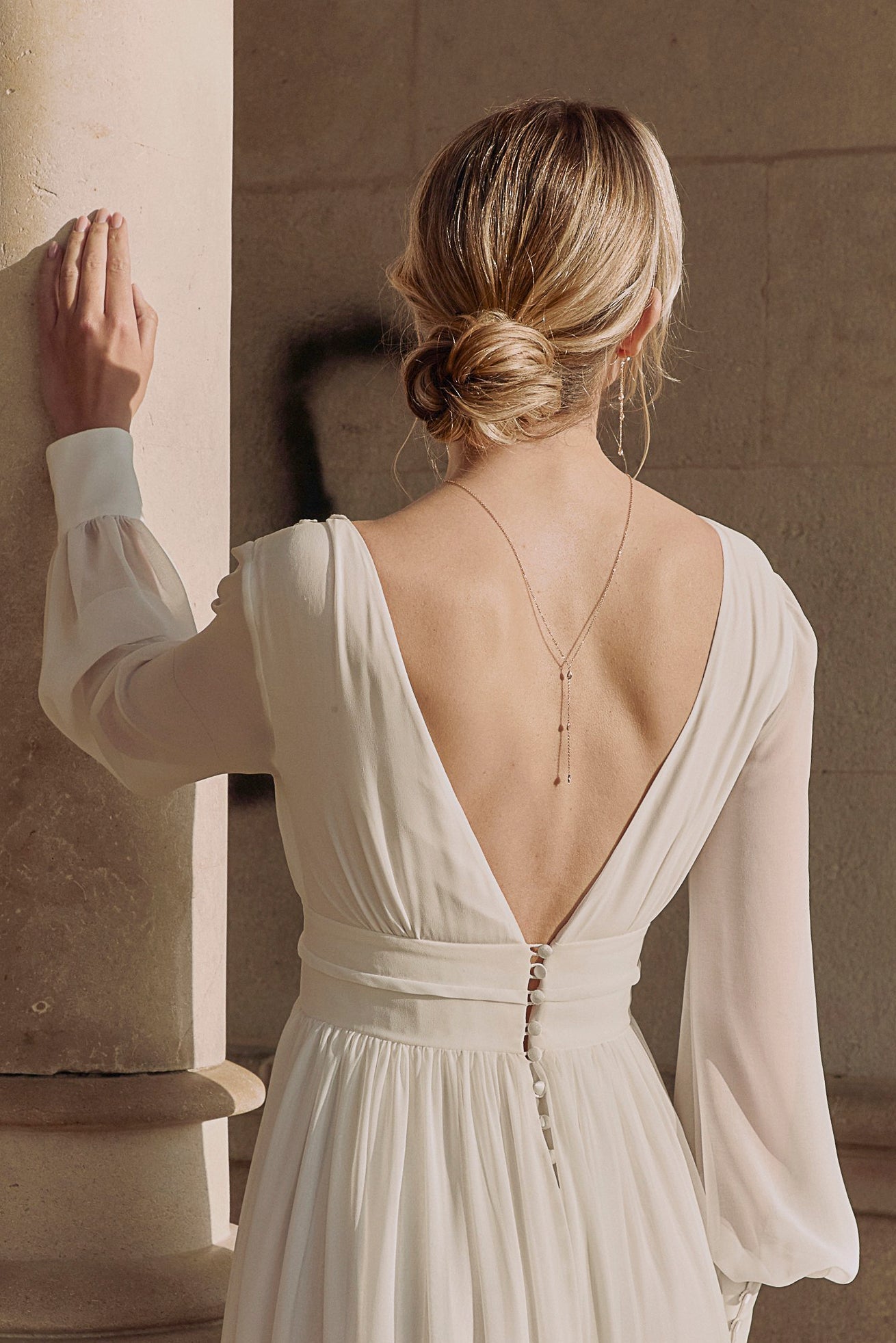 Hirondelle - Collier de dos court mariage boheme - Collier de dos - Atelier Lilac