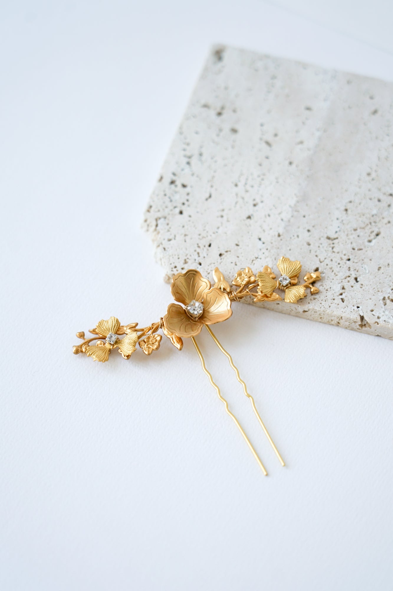 Hortensia - accessoire cheveux floral vintage - Pic - Atelier Lilac