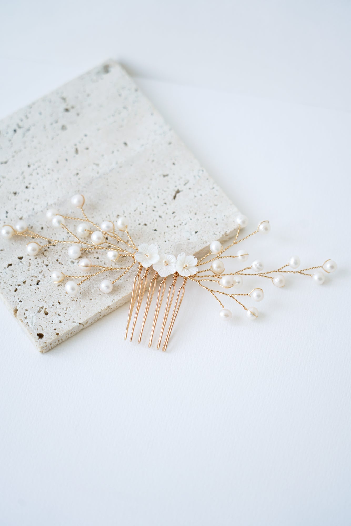 Peigne Vera & Analu - Accessoire cheveux en perles naturelles - Peigne - Atelier Lilac
