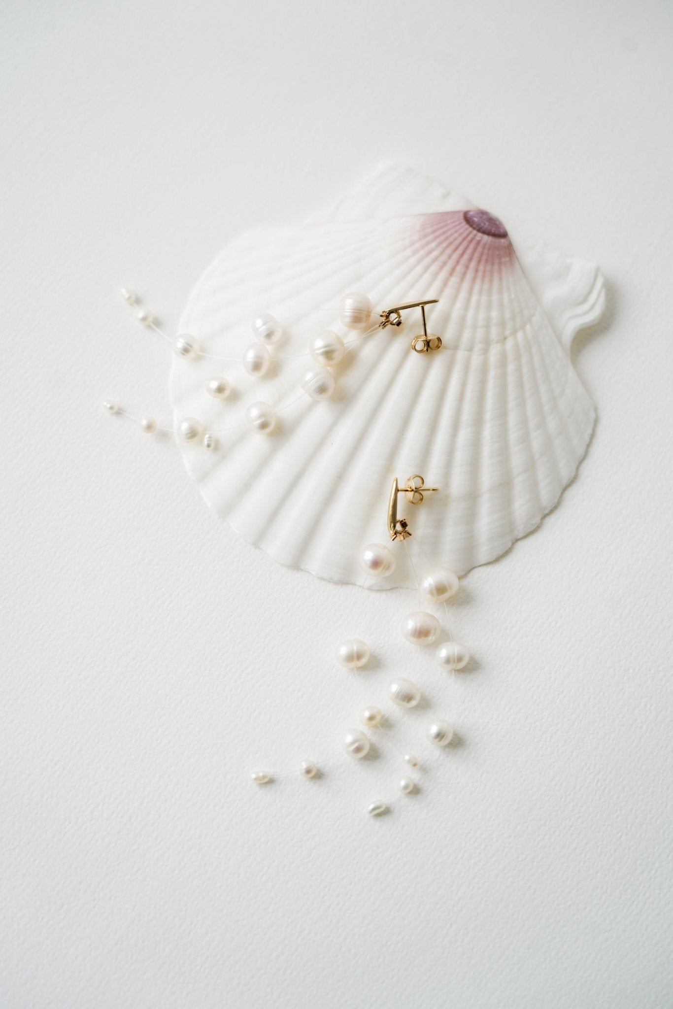 Sublime - Boucles d'oreilles pendantes en perles naturelles - Boucles d'oreilles longues - Atelier Lilac