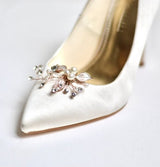 Clip à chaussure à perles et cristaux sur talons de mariées