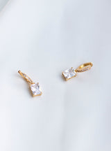 Boucles d'oreilles or avec un grand cristal rectangulaire et petits cristaux