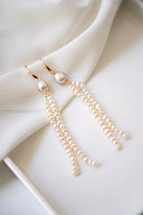Boucles d'oreilles pendantes en perles naturelles